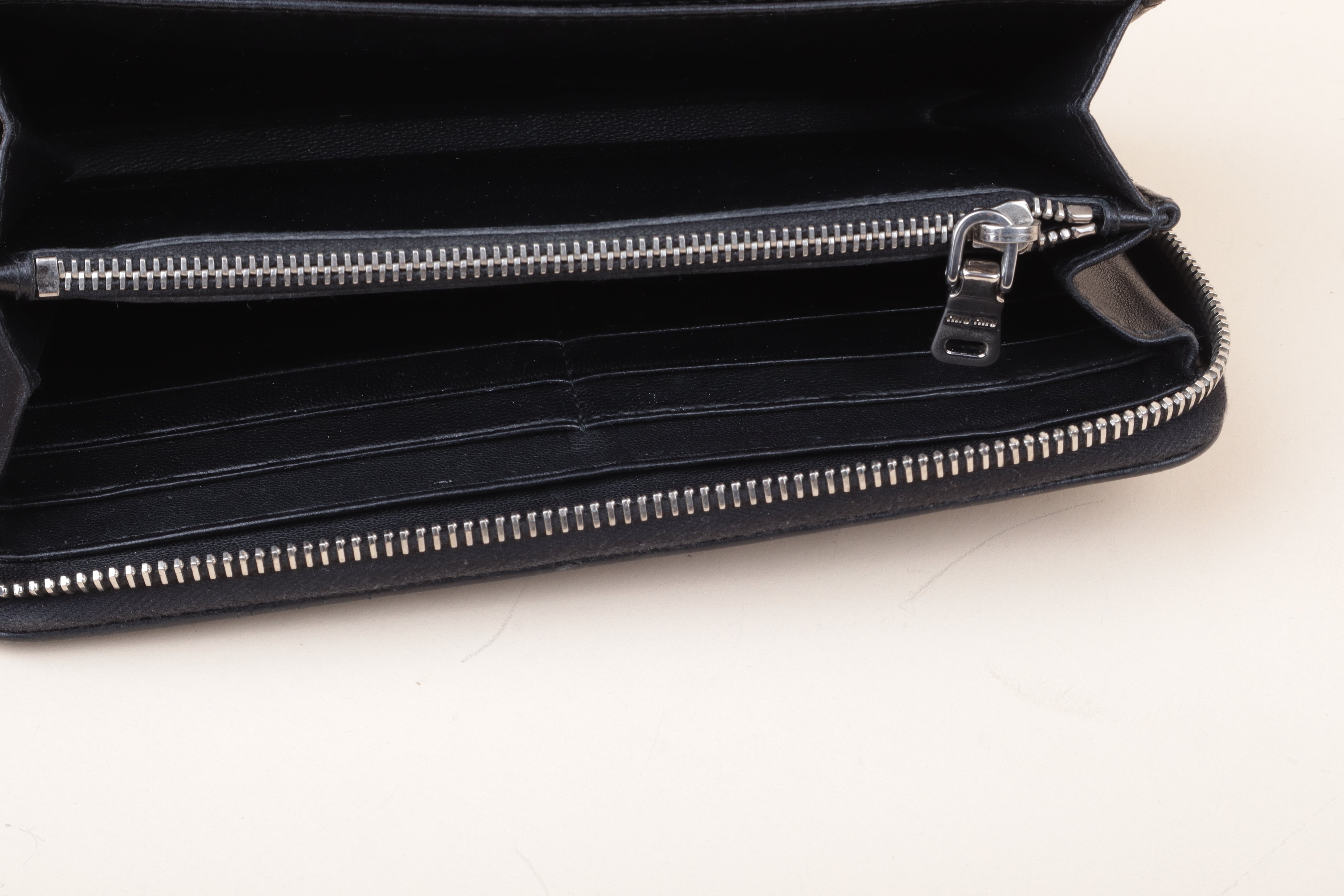MIU MIU black and burgundy Matelassé Zip around