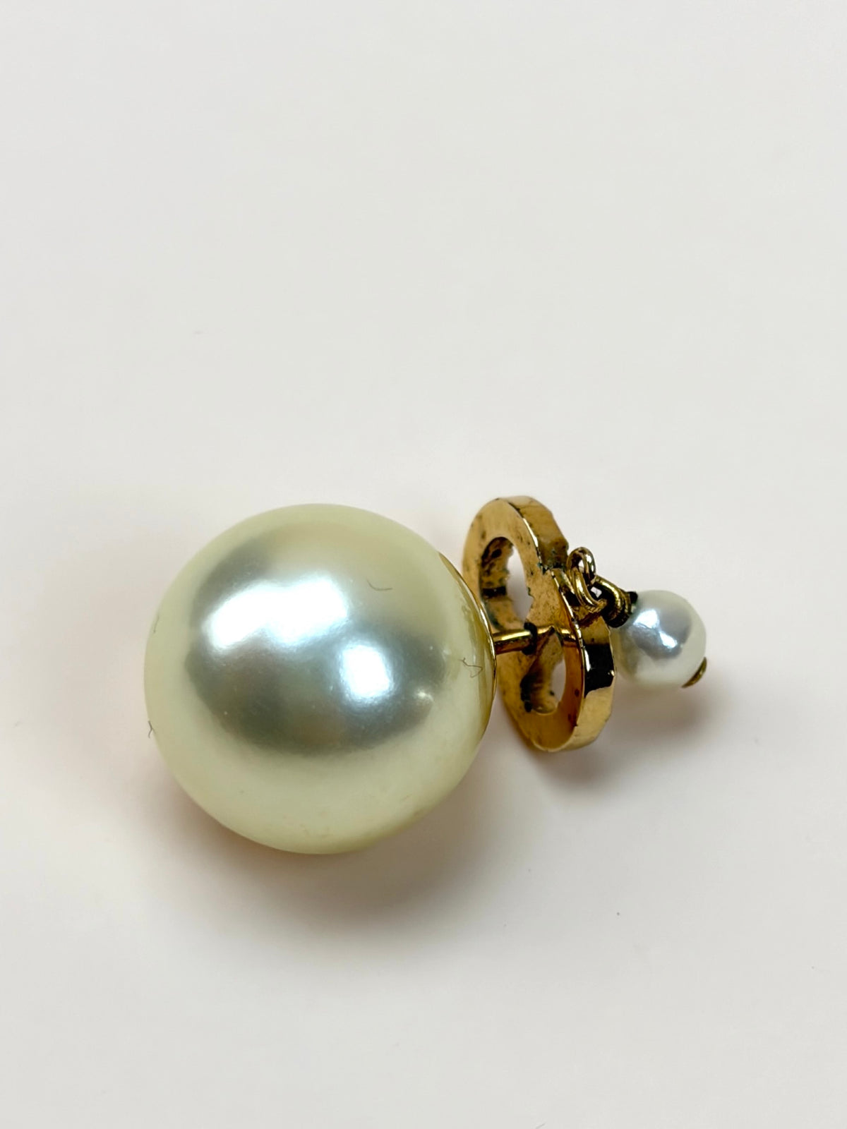 Christian Dior White Tribales Pearl Earrings