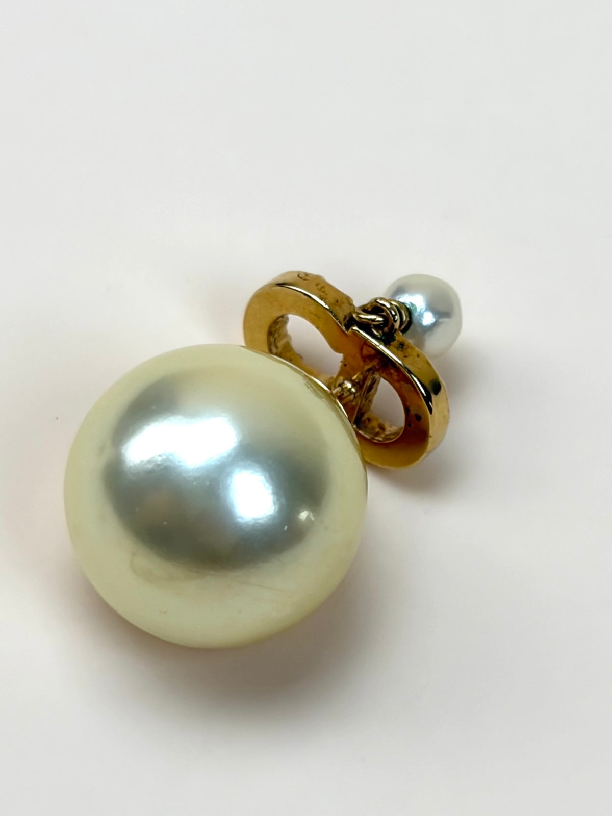Christian Dior White Tribales Pearl Earrings