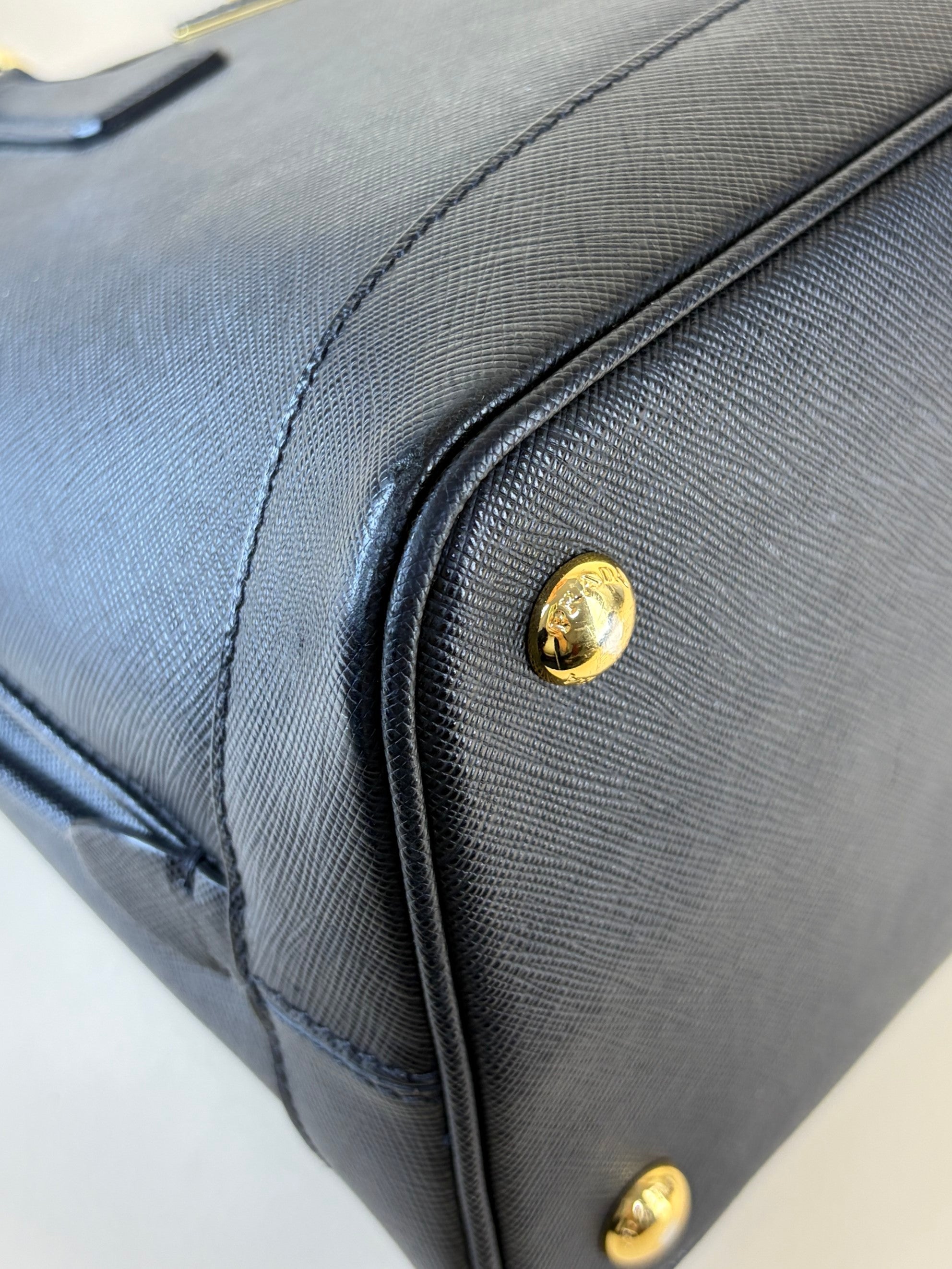 Prada black saffanio leather open promenade tote bag