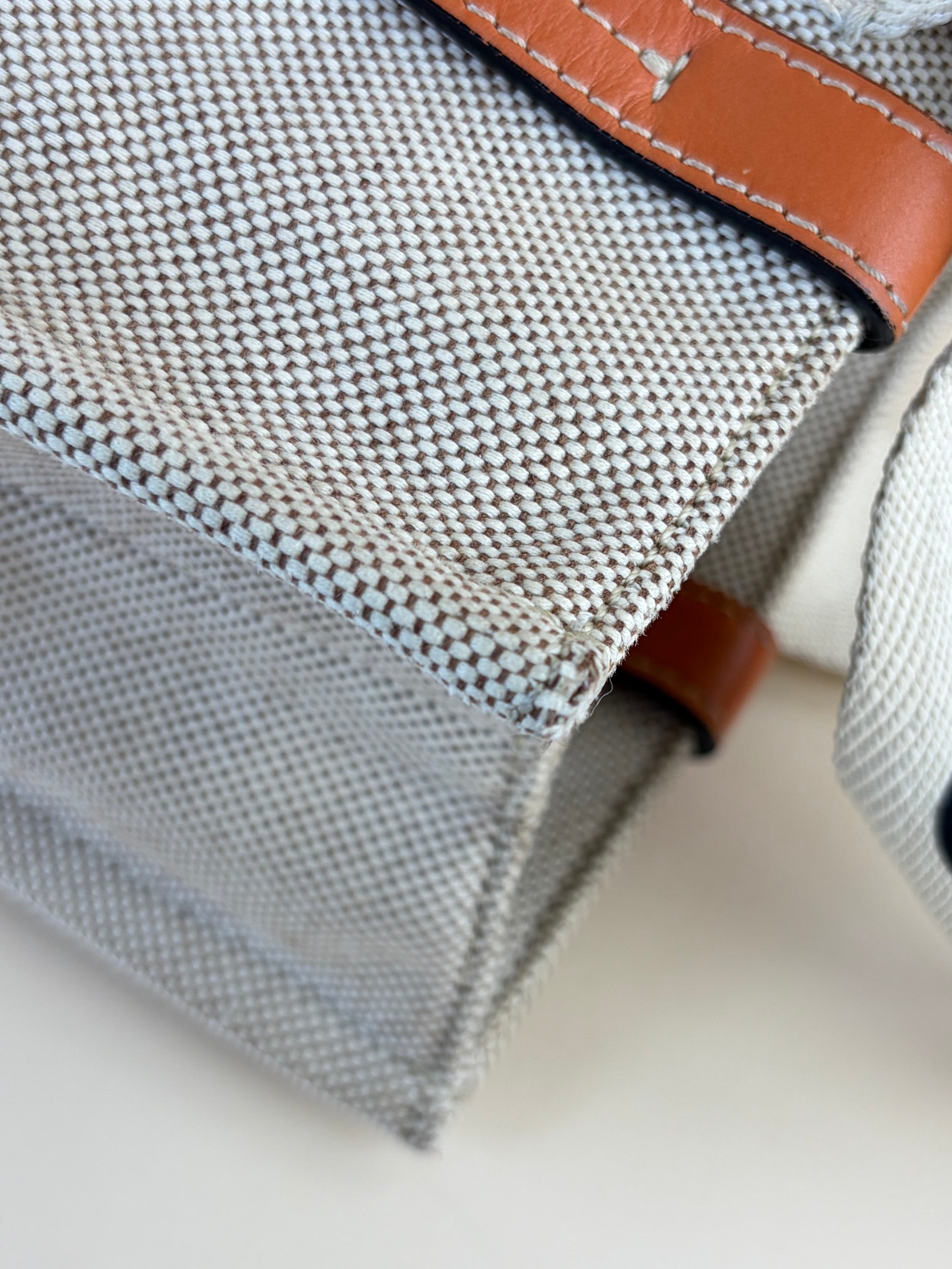 Chloe orange calfskin beige linen canvas woody medium bag