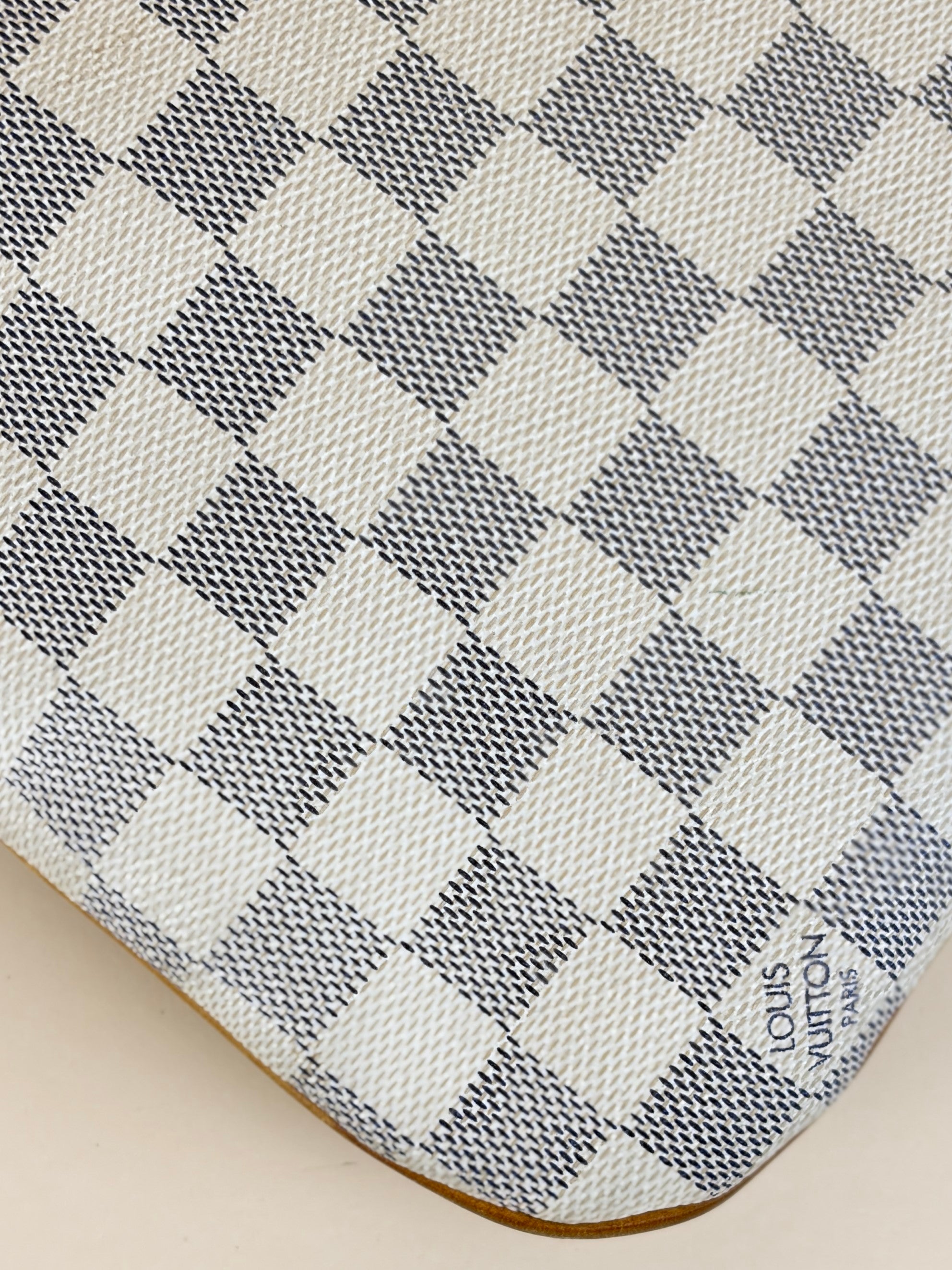 louis Vuitton Azur vintage biosphere pochette messenger bag