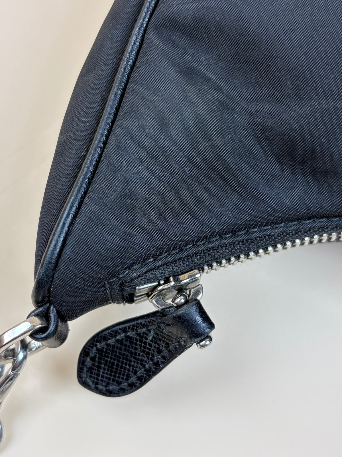 Prada Black Nylon Re Edition 2005 hobo Bag
