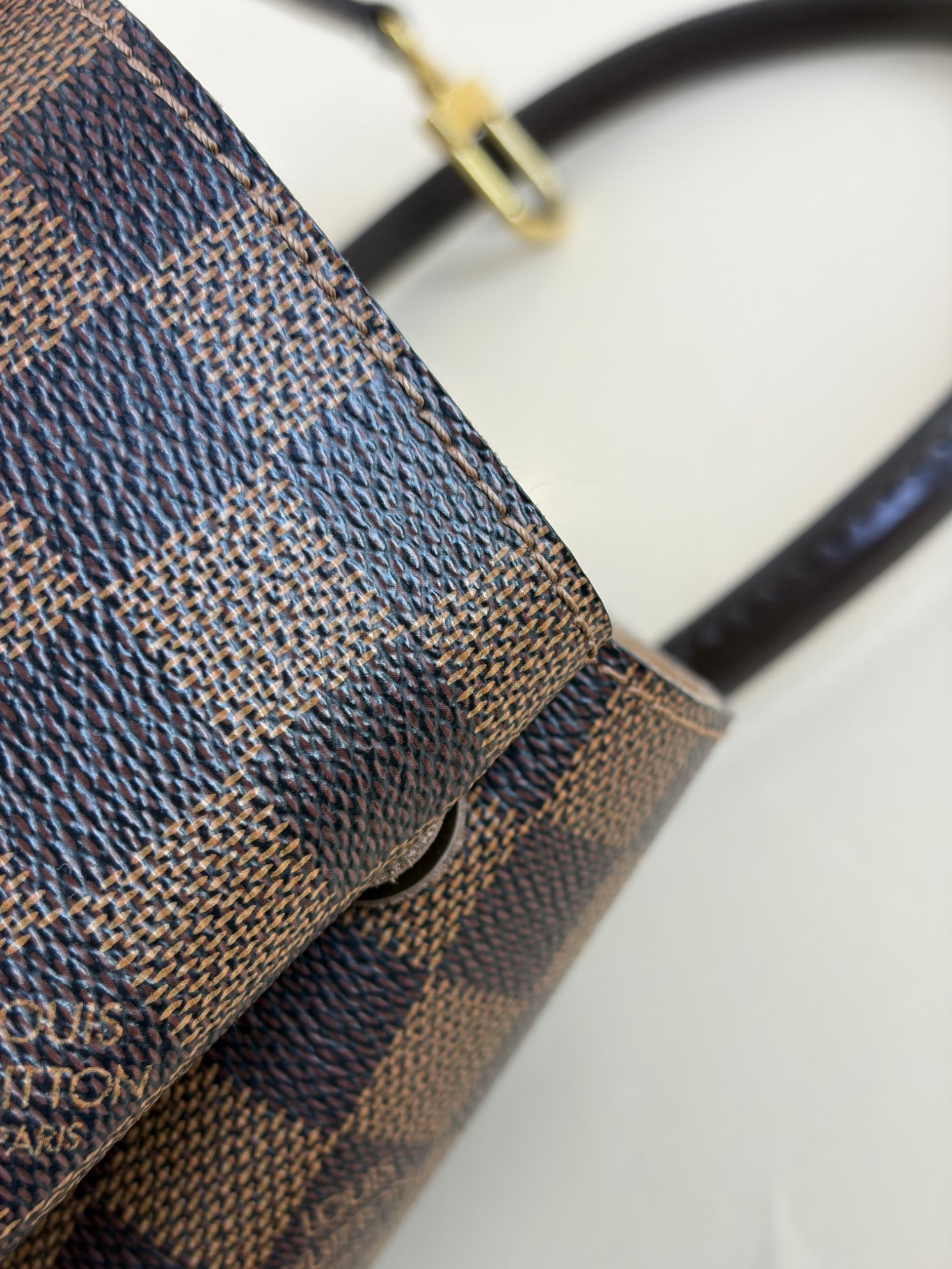 LOUIS VUITTON Kensington damier Ebene tote bag