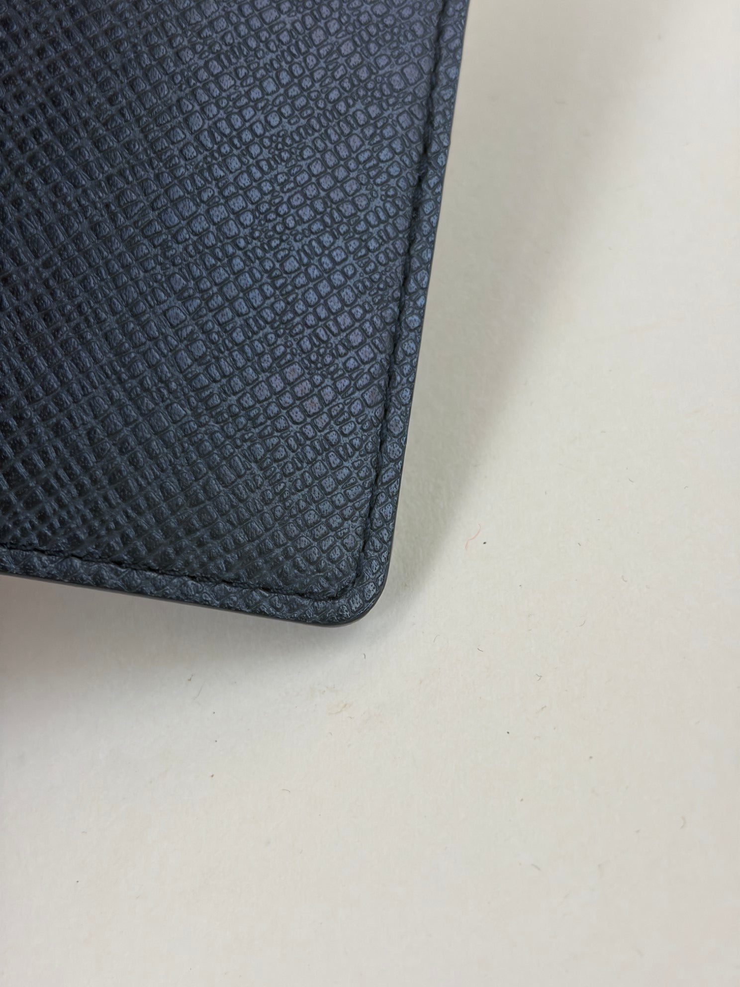 Louis Vuitton passport taiga cover leather black