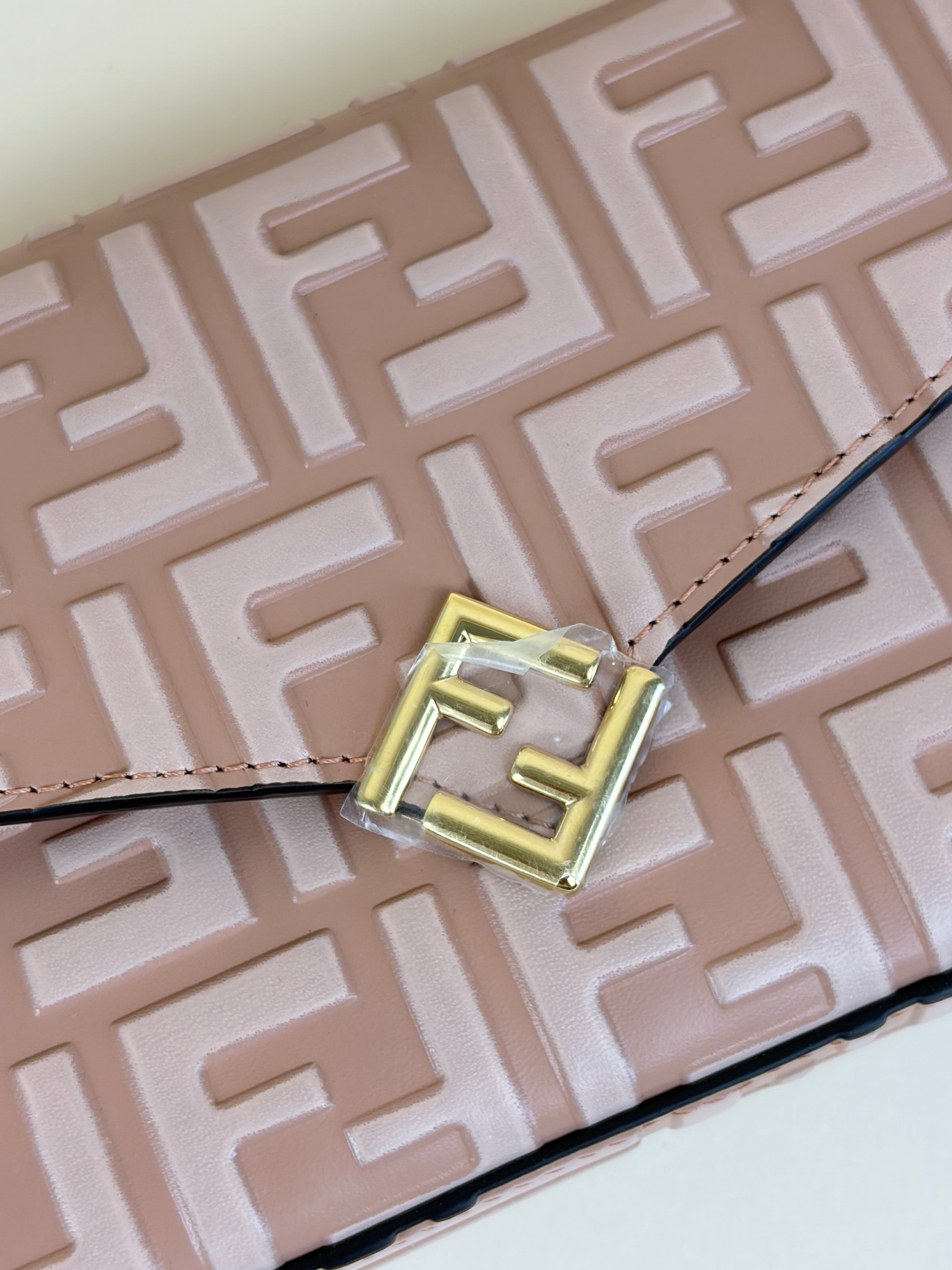 FENDI pink leather ff diamonds wallet on chain gold