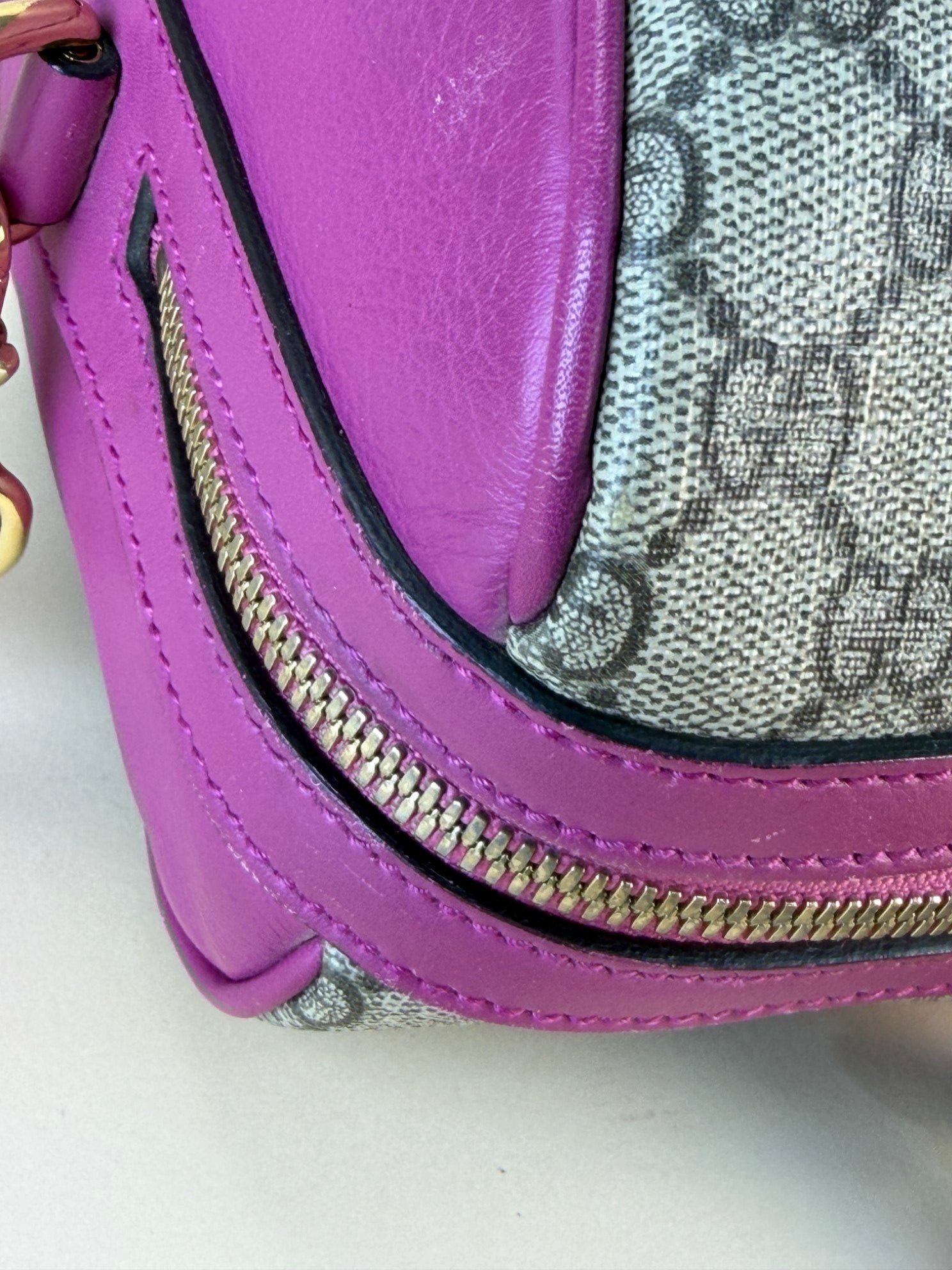 GUCCI beige pink,red,gg coated canvas supreme meduim boston bag