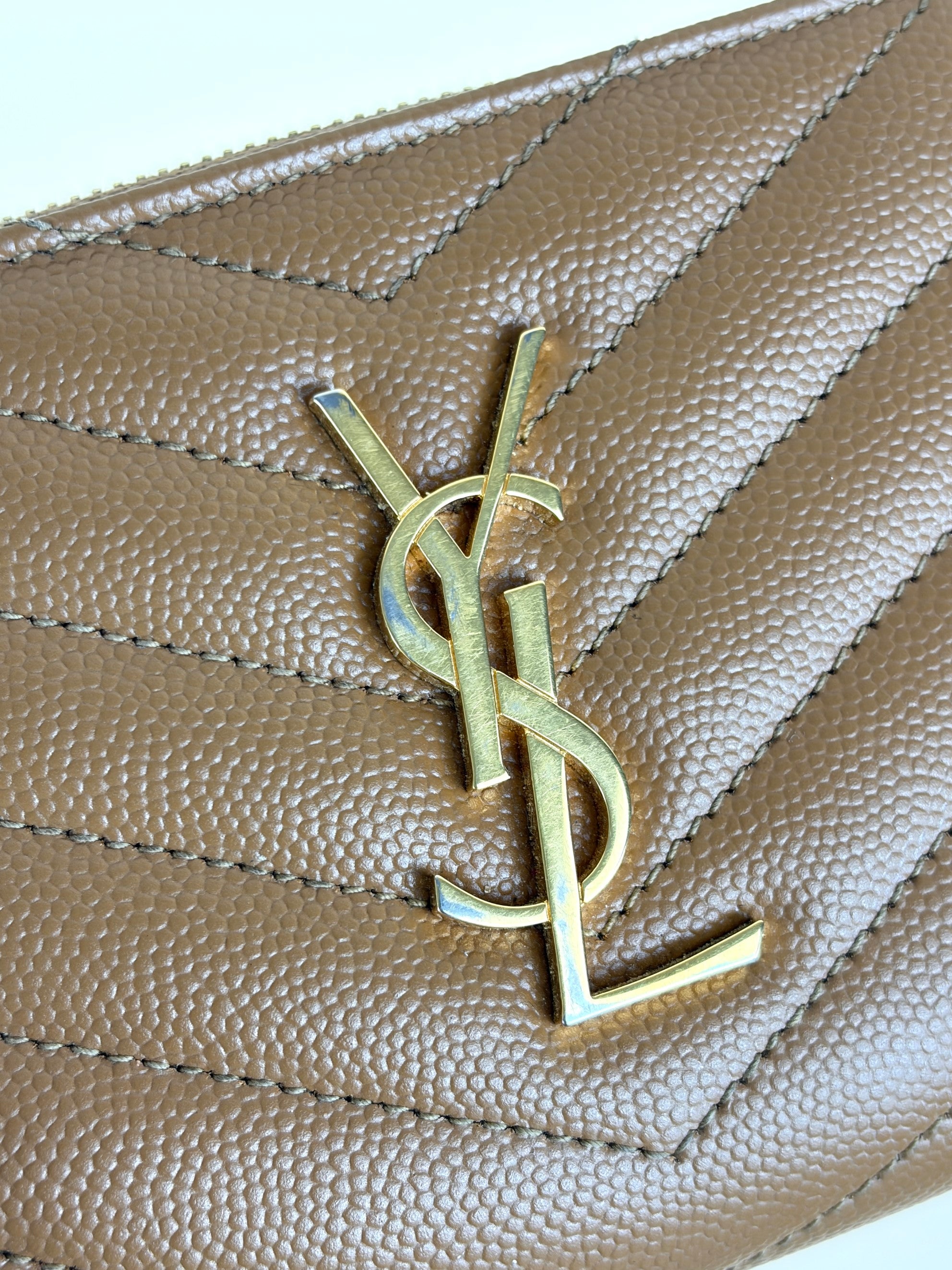 ysl caramel cognac Cassandre matelassé compact zip arroudre wallet