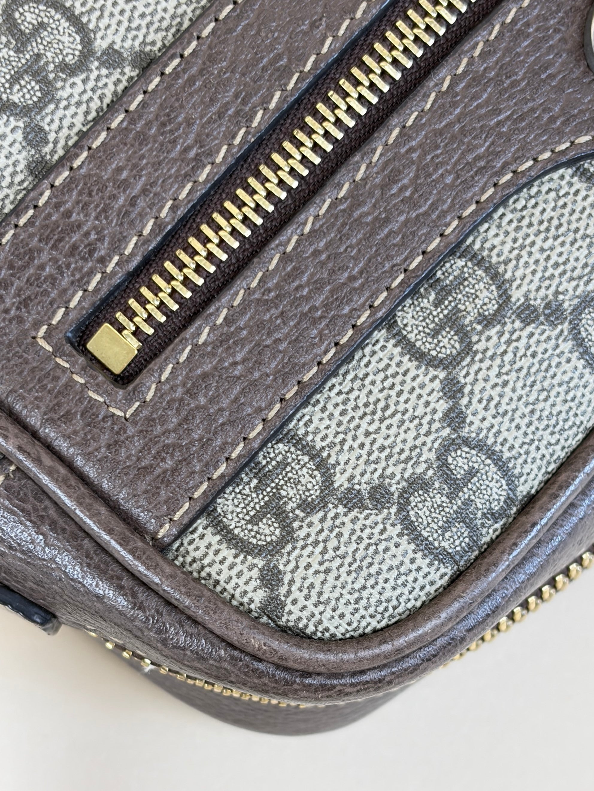 Gucci Brown GG Supreme Mini Ophidia Shoulder Bag