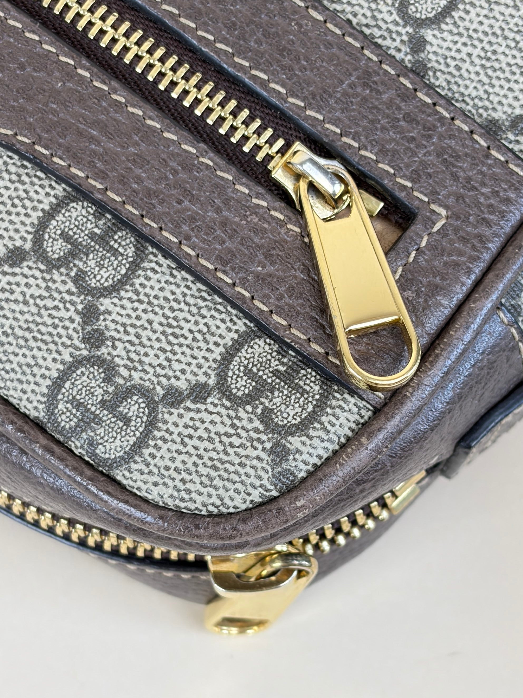 Gucci Brown GG Supreme Mini Ophidia Shoulder Bag
