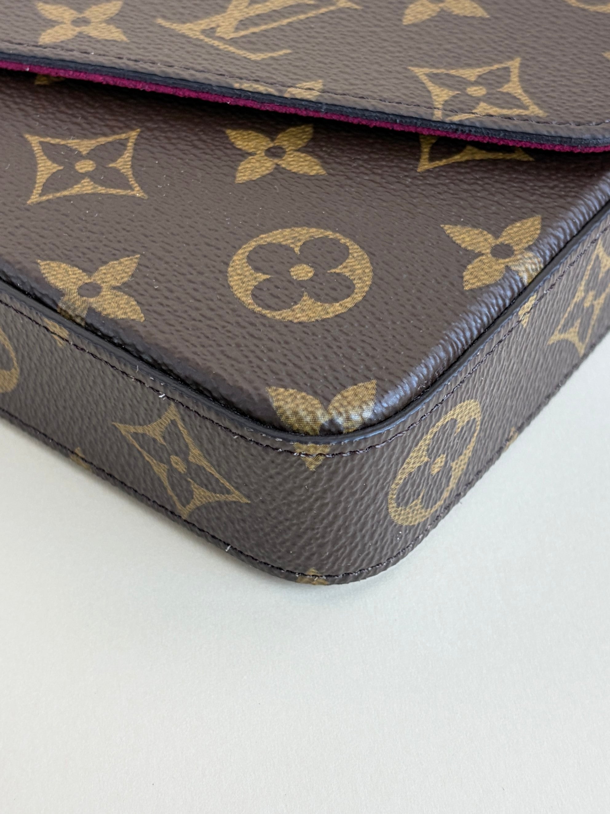 Louis Vuitton Monogram canvas and fuchsia Pochette Felicie Bag