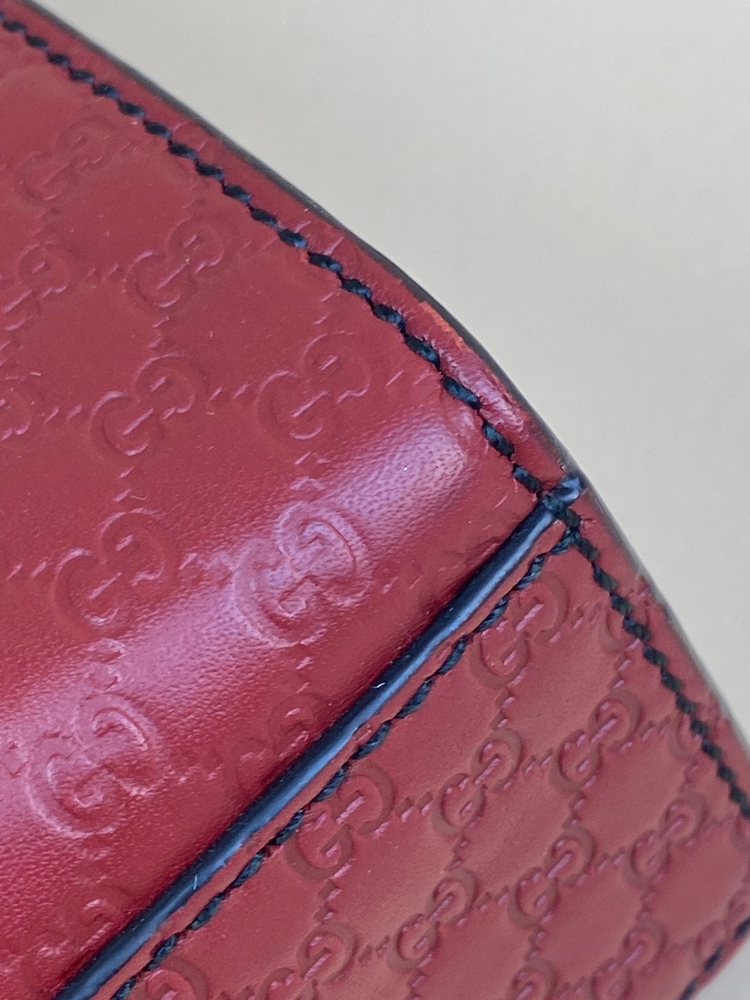 Gucci   red Guccissima Medium Emily Bag