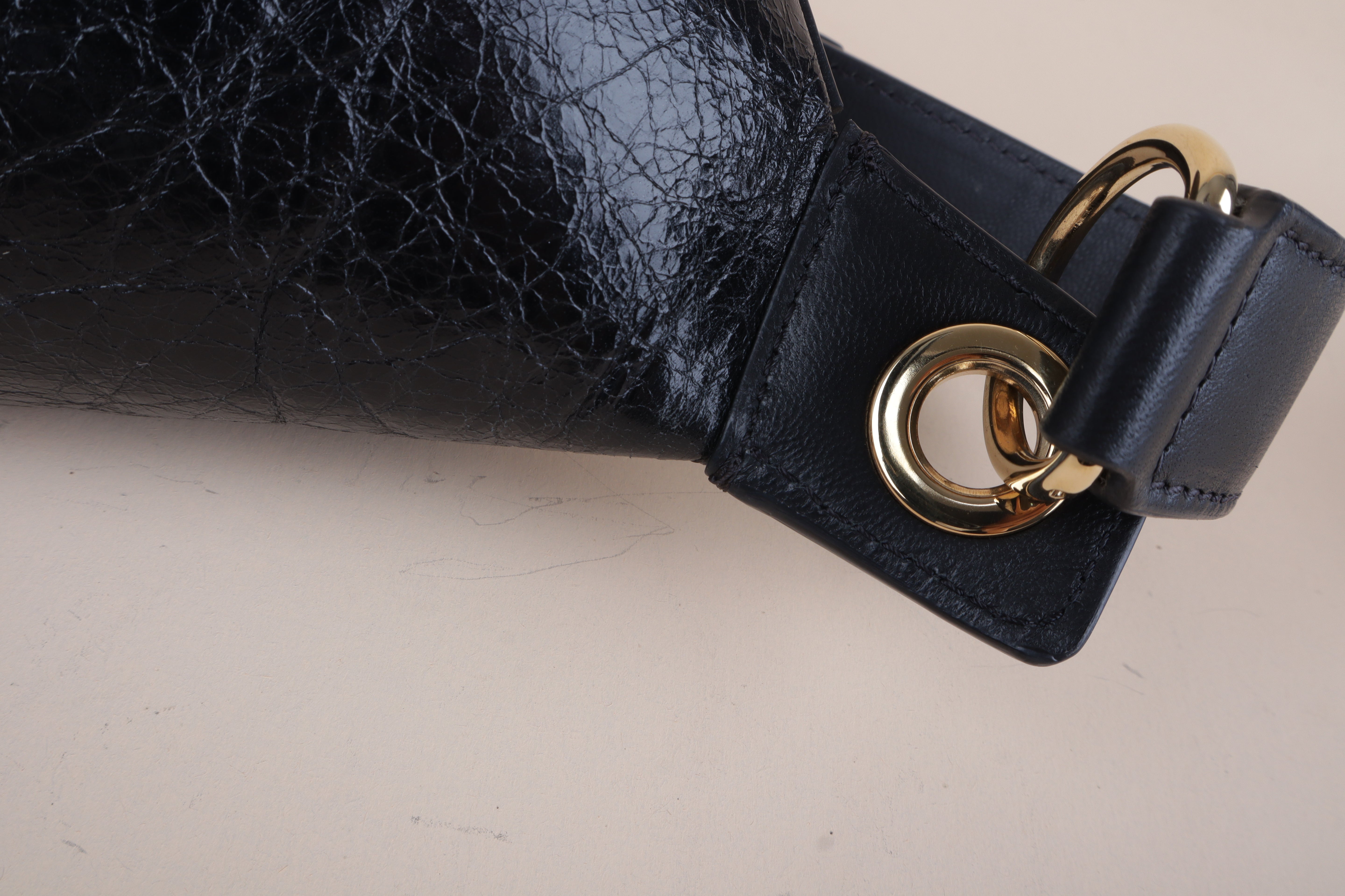 GIVENCGY CRACKLE CALFSKIN ID black bum bag