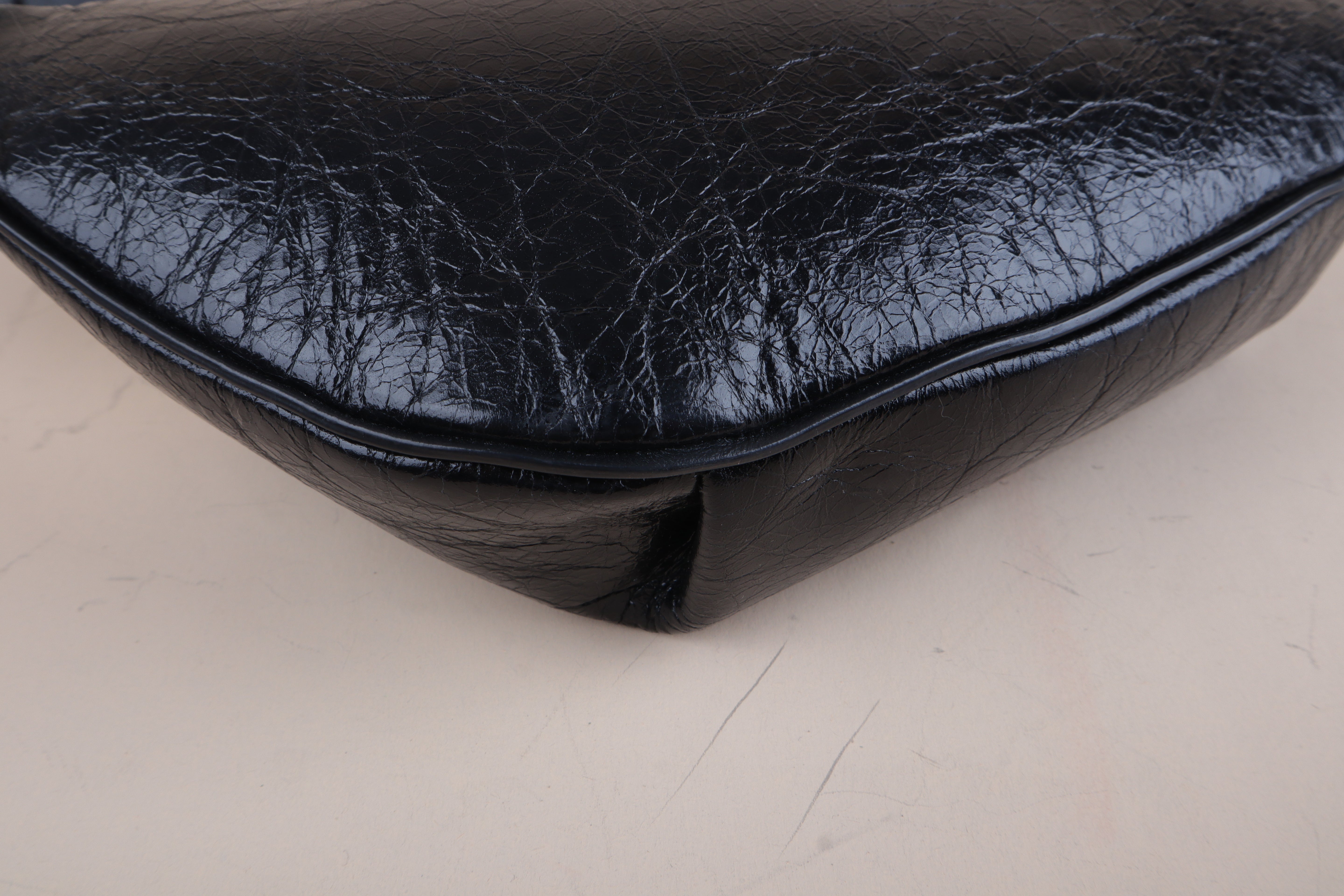 GIVENCGY CRACKLE CALFSKIN ID black bum bag