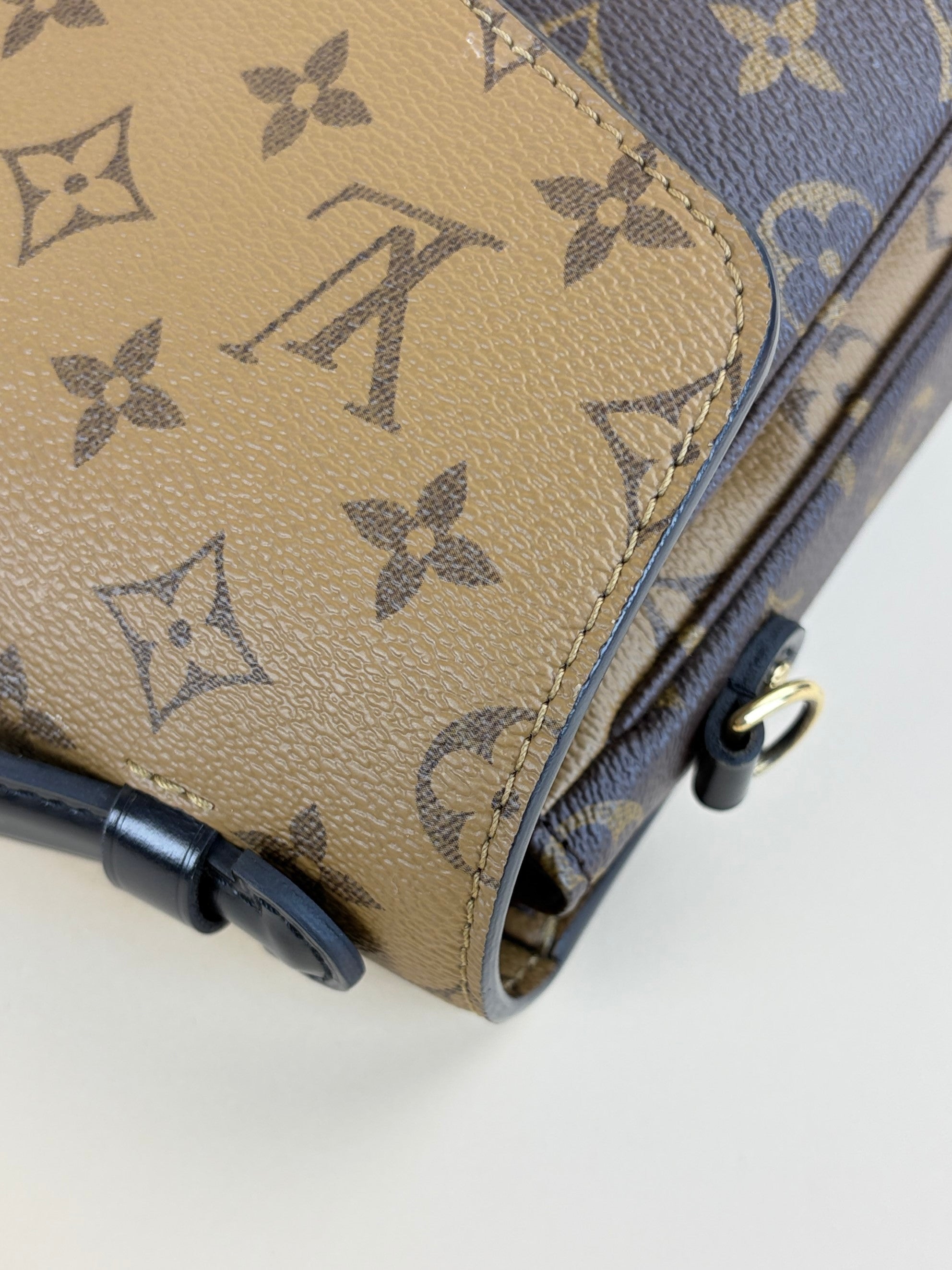 Louis Vuitton Monogram reverse canvas pochette Metis