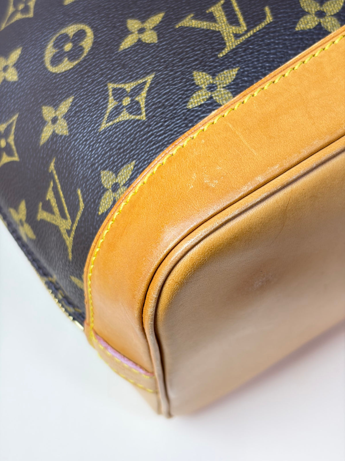 Louis Vuitton Monogram canvas Alma PM Bag