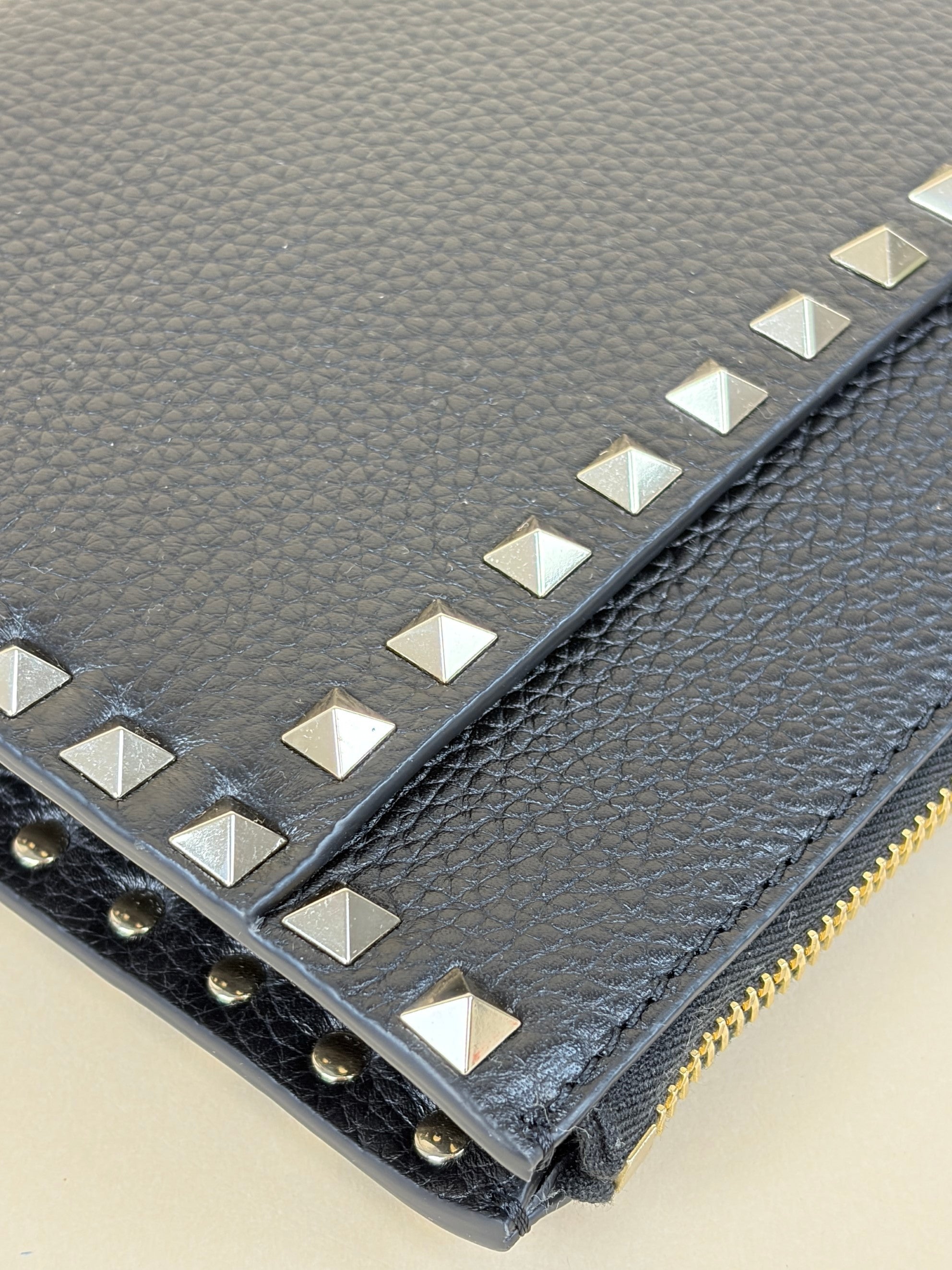 Valentino Black Pebbled Rockstud Zip Pouch