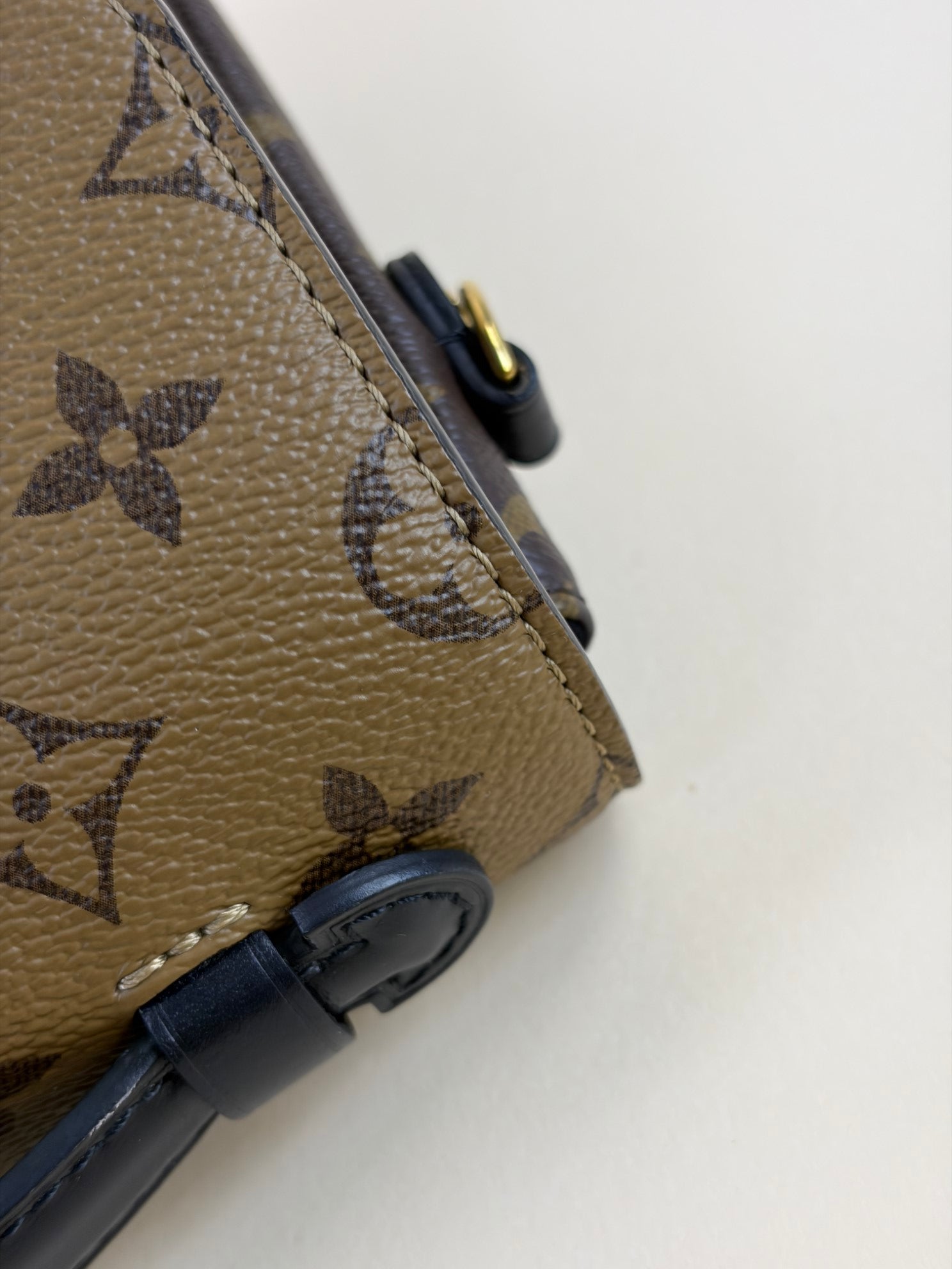 Louis Vuitton Monogram Reverse Pochette Metis