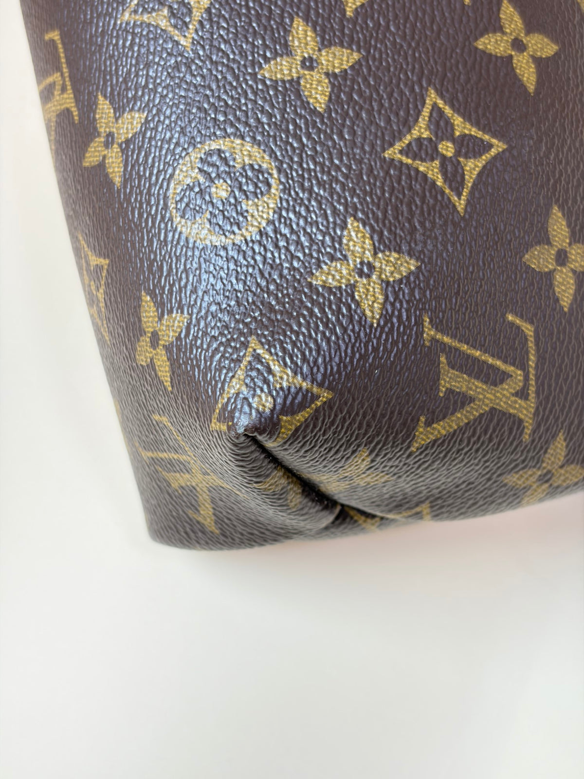 Louis Vuitton black monogram canvas saint pkacide crossbody
