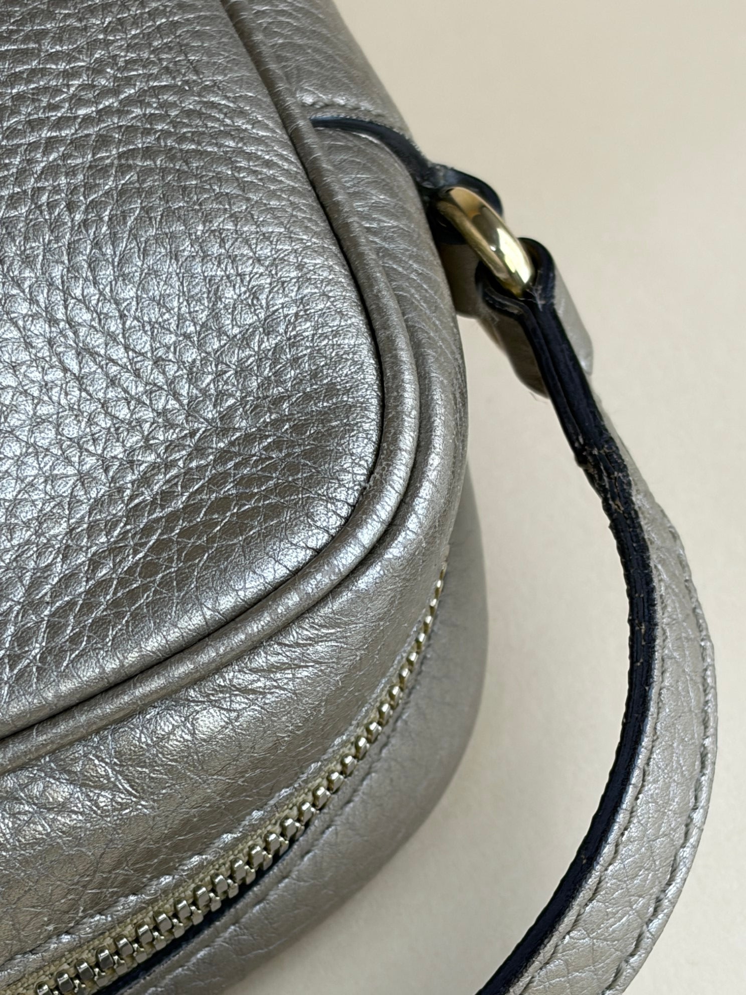 Gucci Metallic Soho Camera disco Crossbody Bag