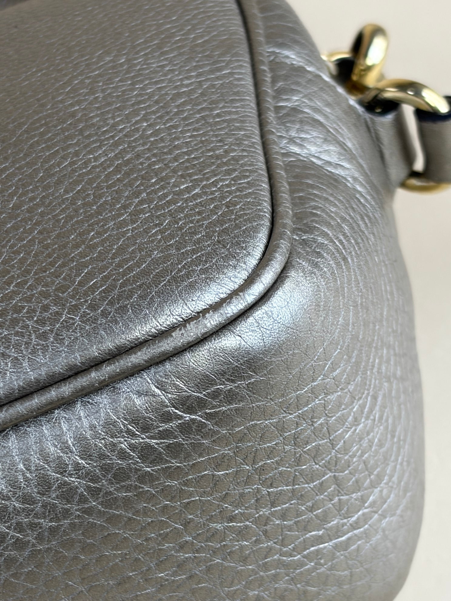 Gucci Metallic Soho Camera disco Crossbody Bag