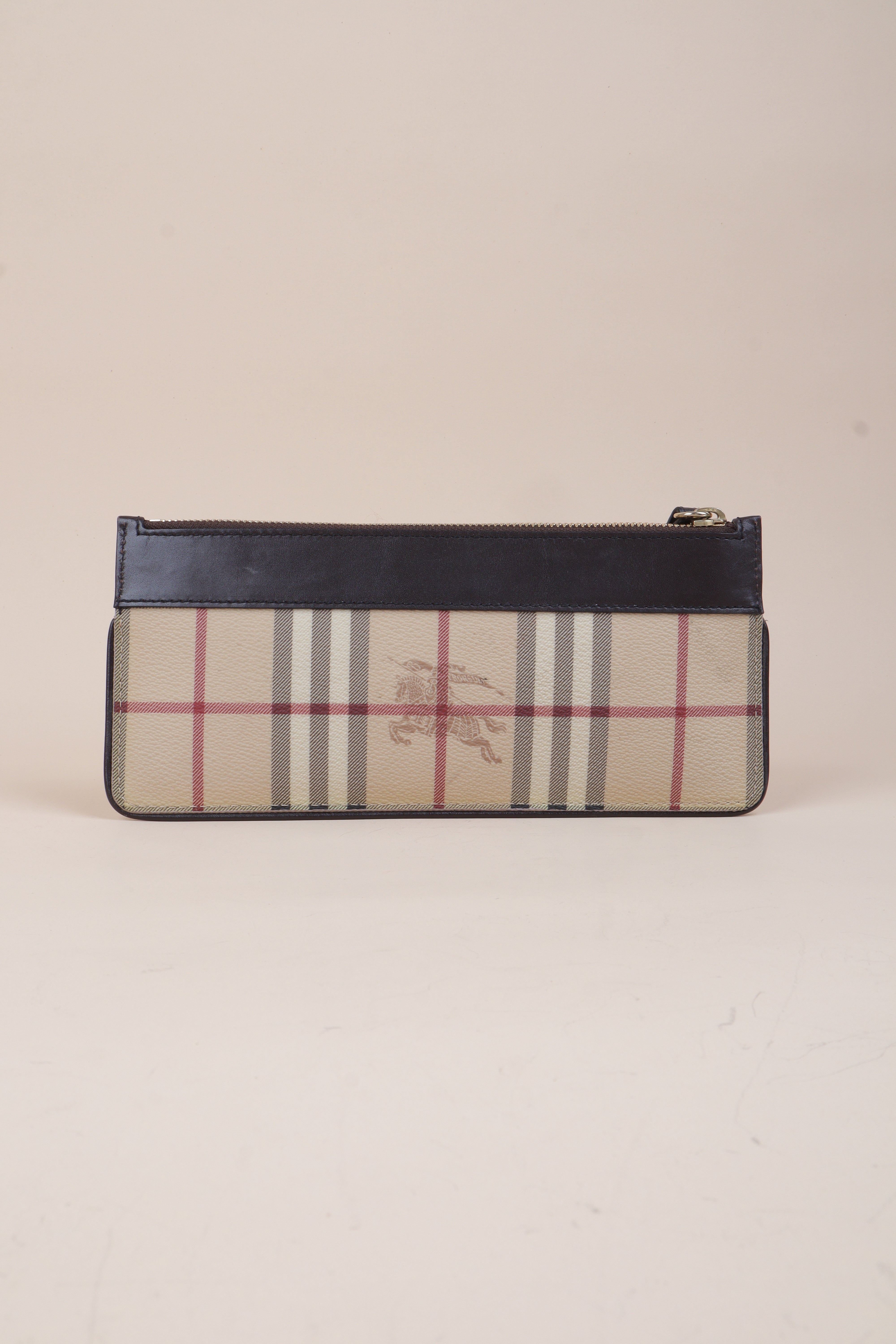 BURBERRY CLUTCH hay market wristlet