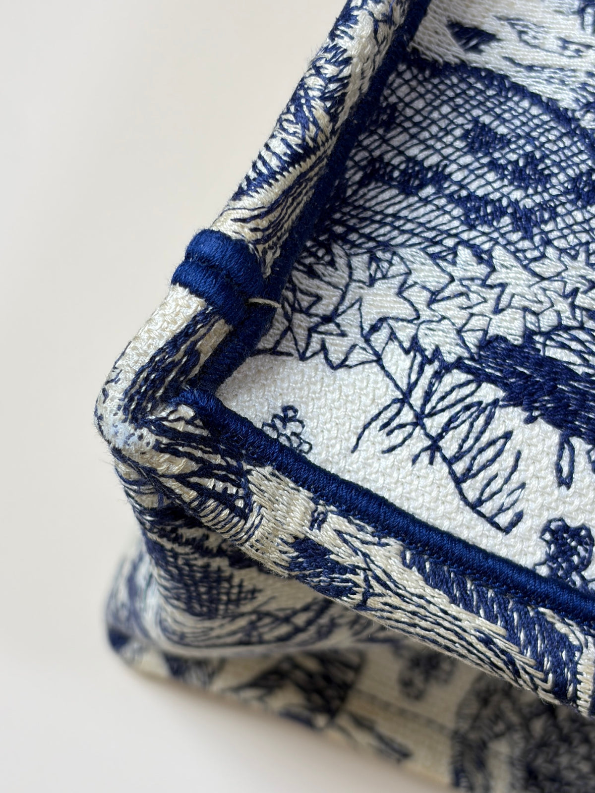 Christian Dior blue/white toile de Jouy reverse embroidery medium book tote bag