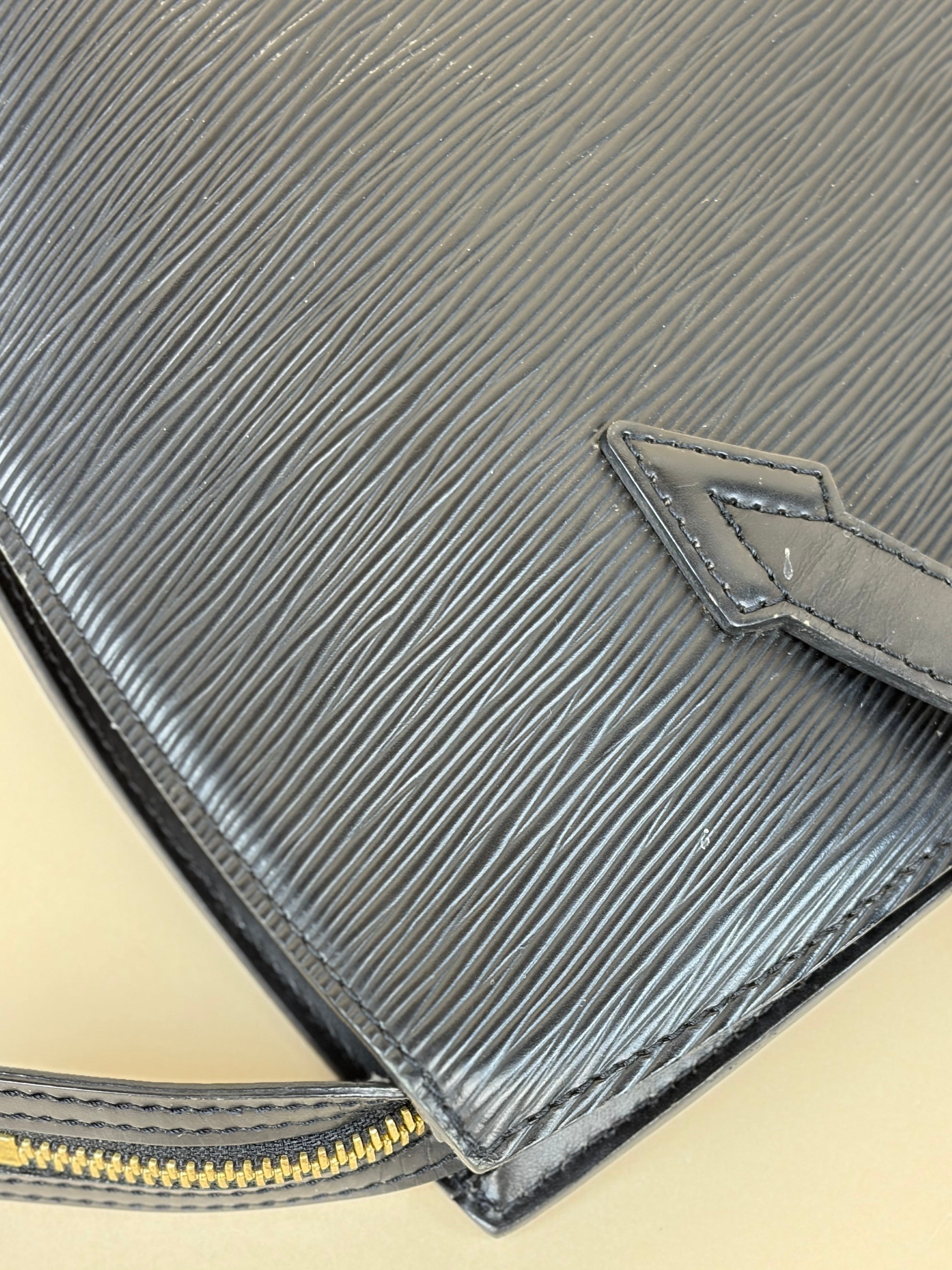 Louis Vuitton Black epi leather saint Jacques pm bag