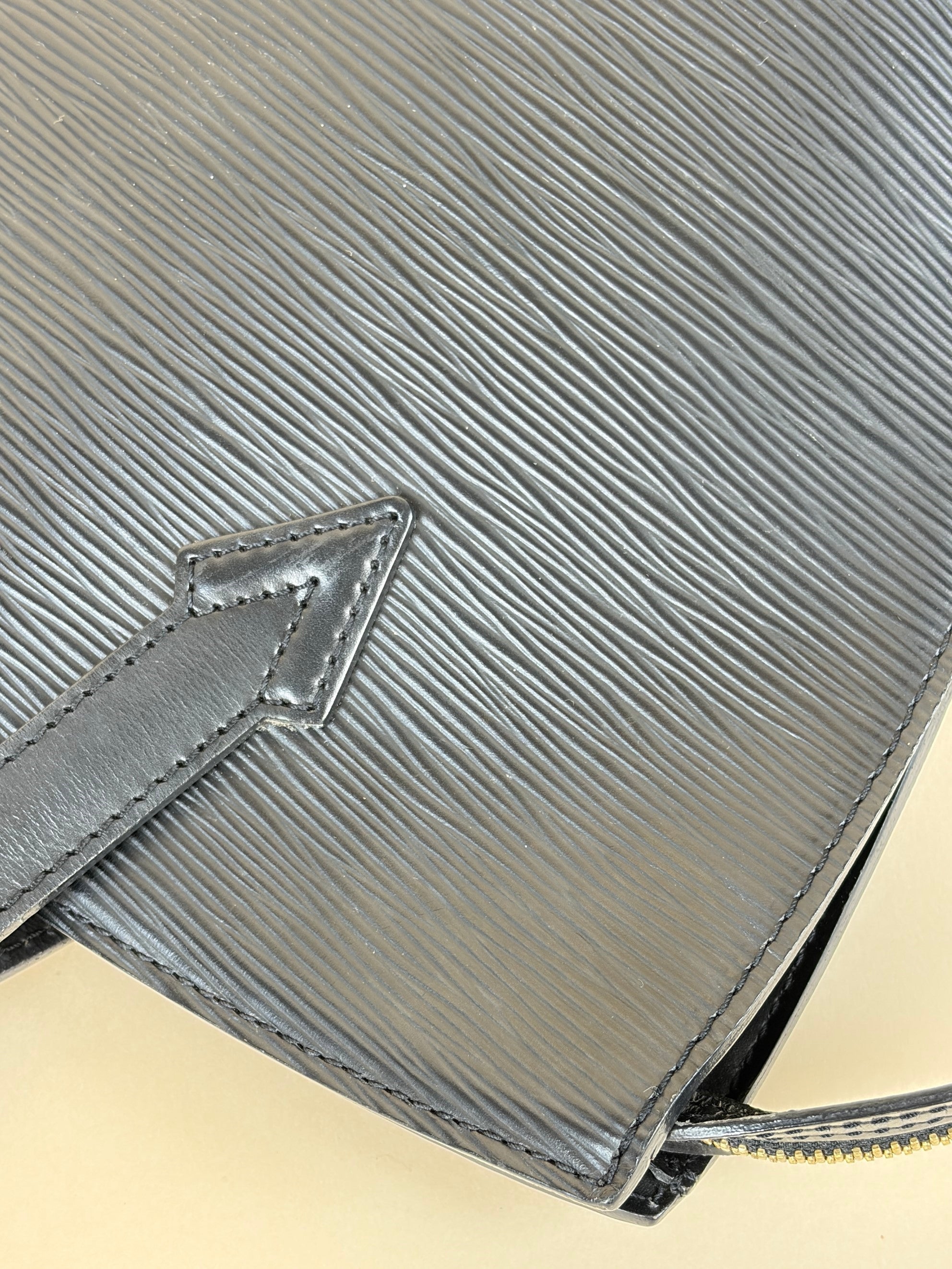 Louis Vuitton Black epi leather saint Jacques pm bag