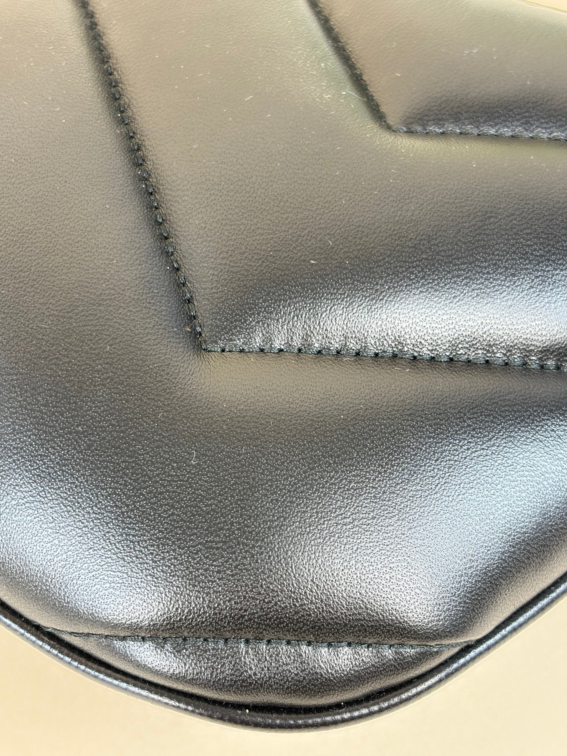 Gucci black quilted leather gg Marmont small shoulder bag