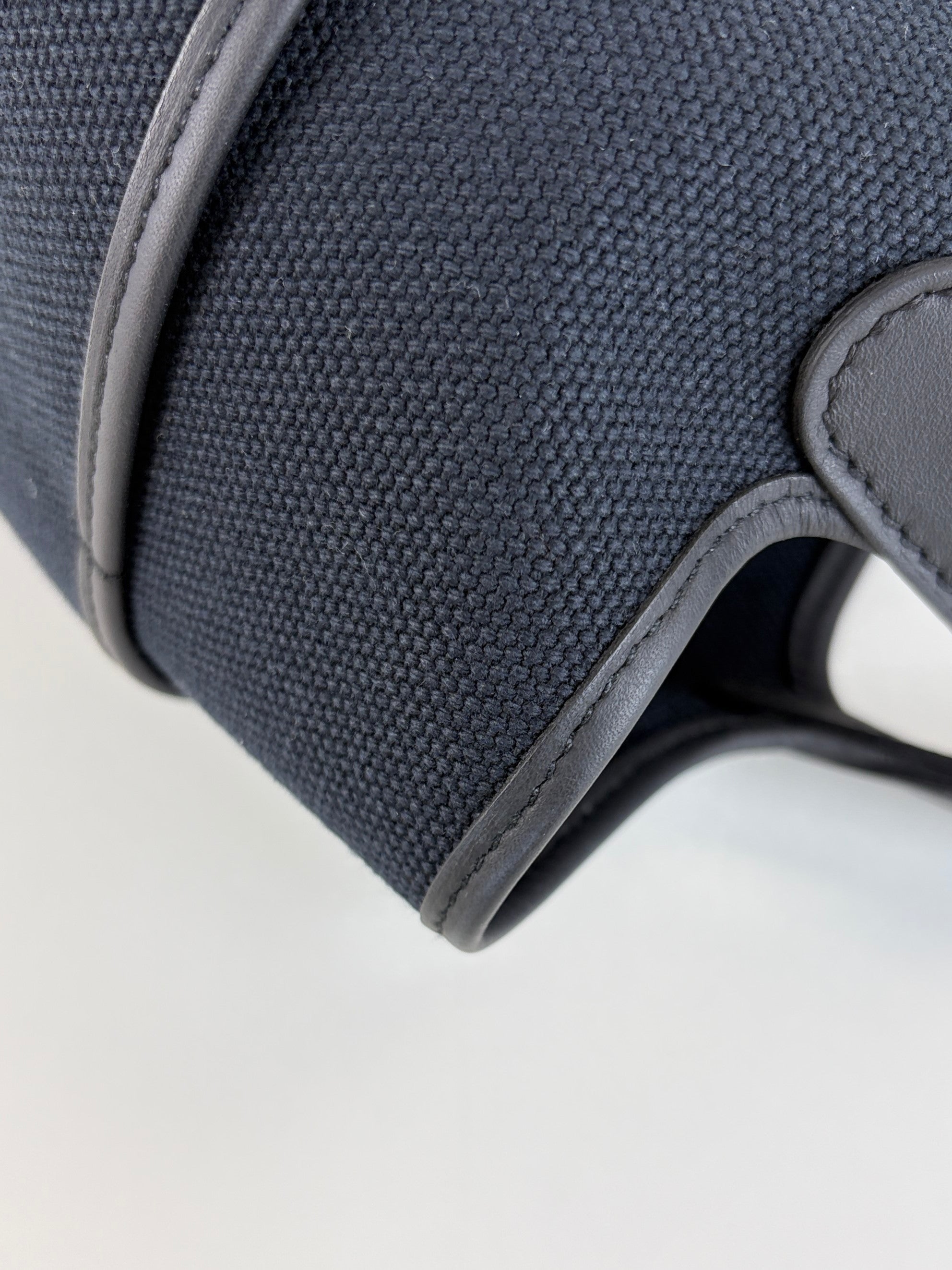 Hermes cargo picoting pocket lock 18noir Golland canvas and swift calfskin palladium Hardware
