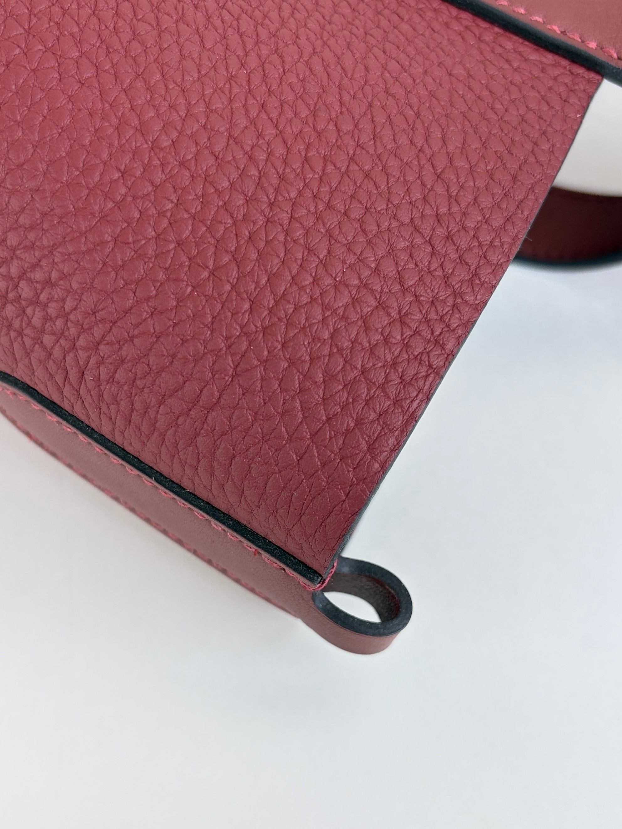 Hermes rouge h tourbillon Clemence swift in the loop 23 Loop 18 Bag