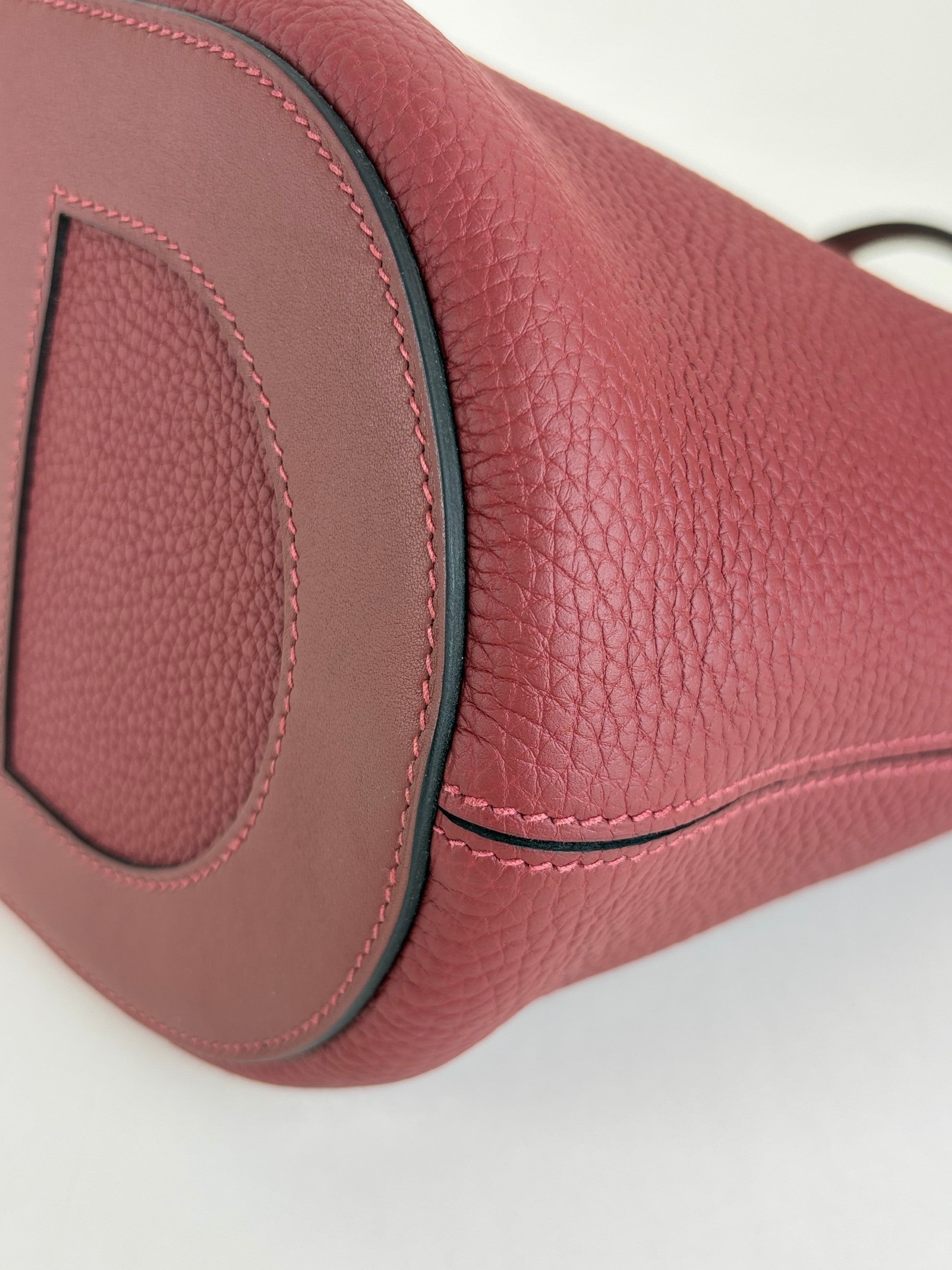 Hermes rouge h tourbillon Clemence swift in the loop 23 Loop 18 Bag