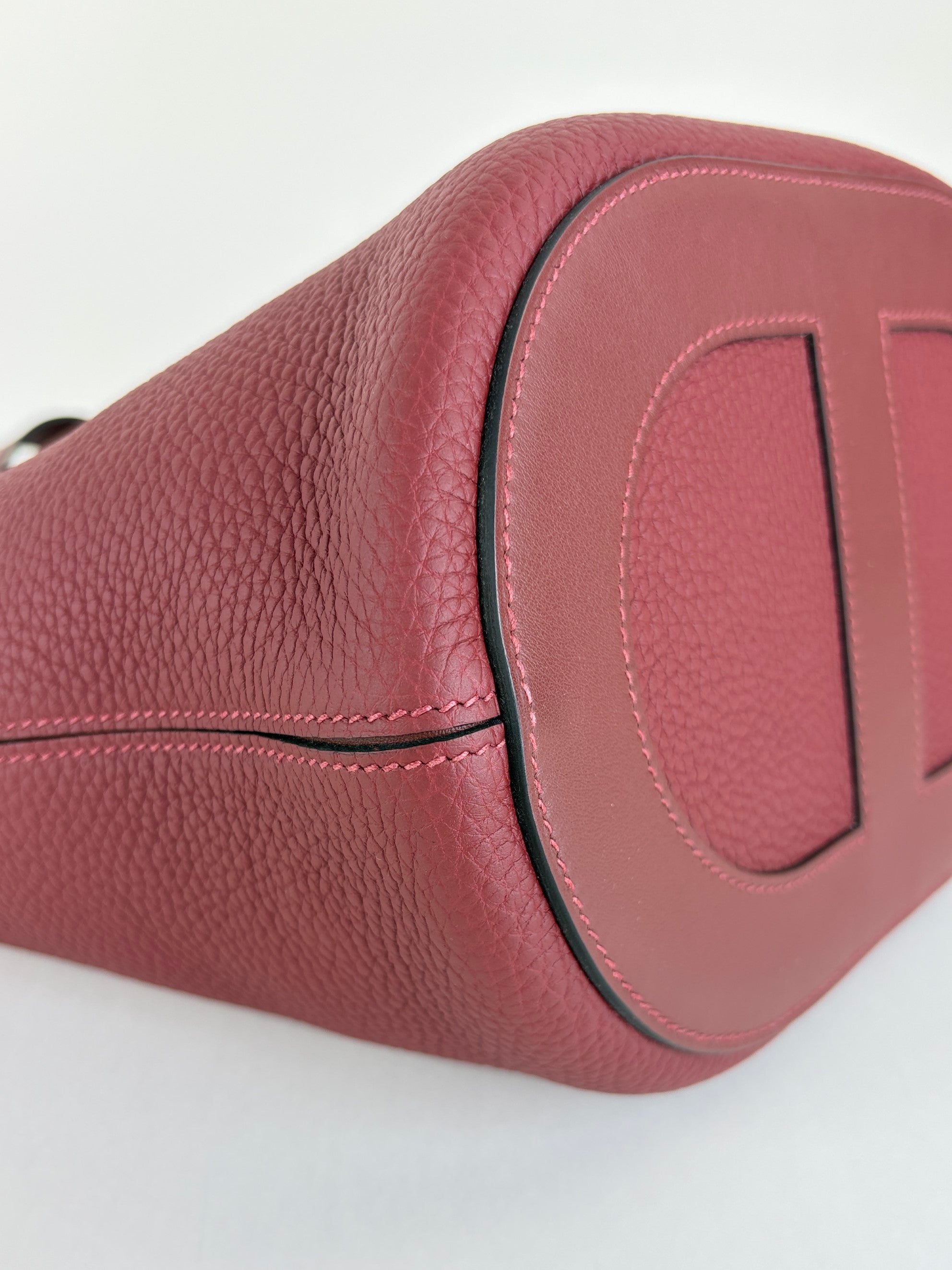 Hermes rouge h tourbillon Clemence swift in the loop 23 Loop 18 Bag