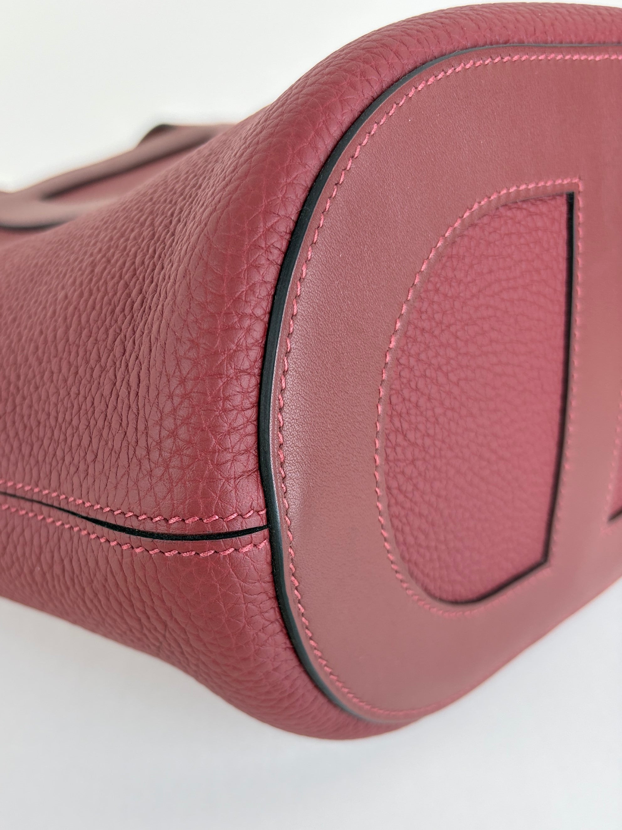 Hermes rouge h tourbillon Clemence swift in the loop 23 Loop 18 Bag