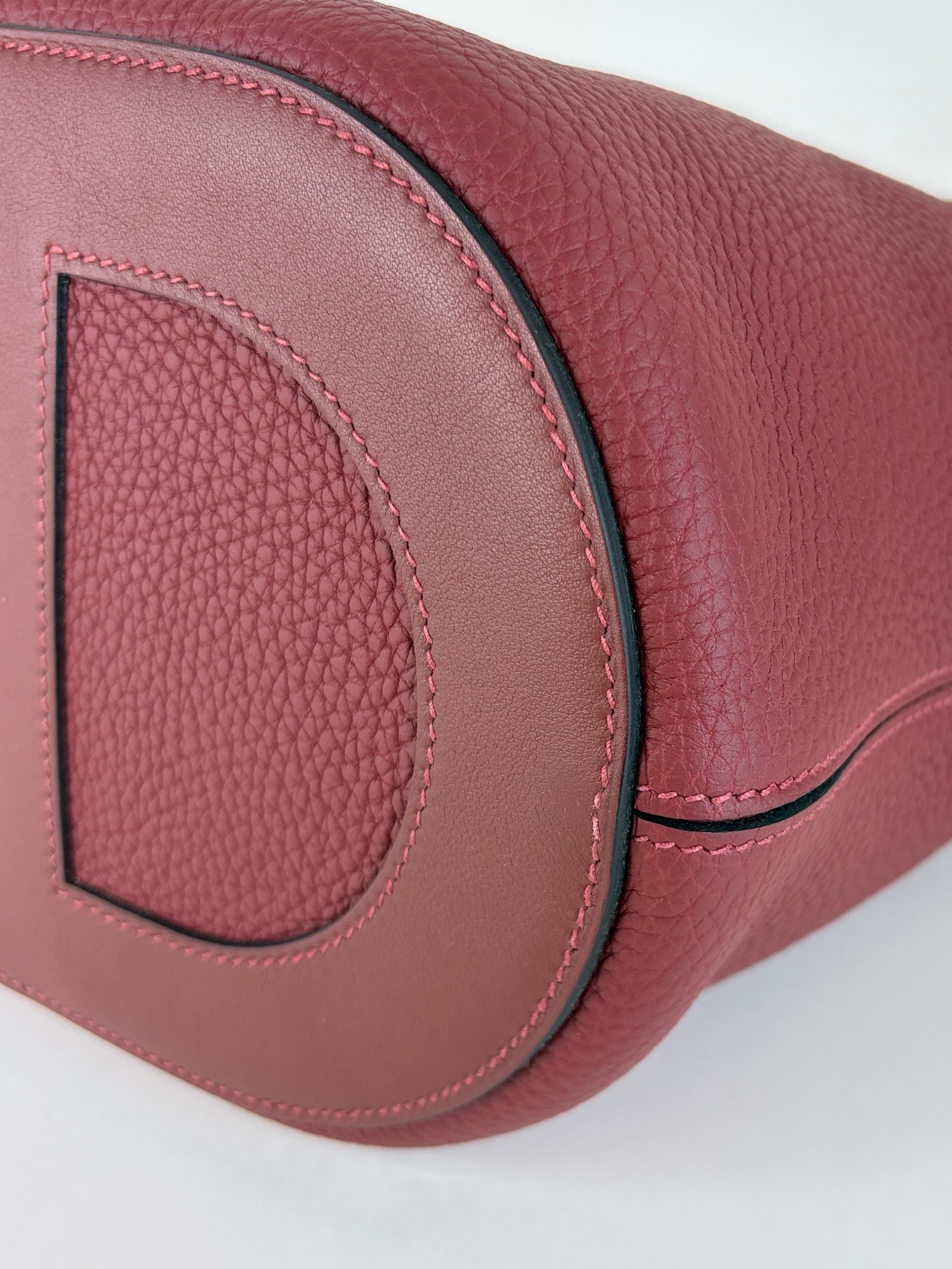 Hermes rouge h tourbillon Clemence swift in the loop 23 Loop 18 Bag