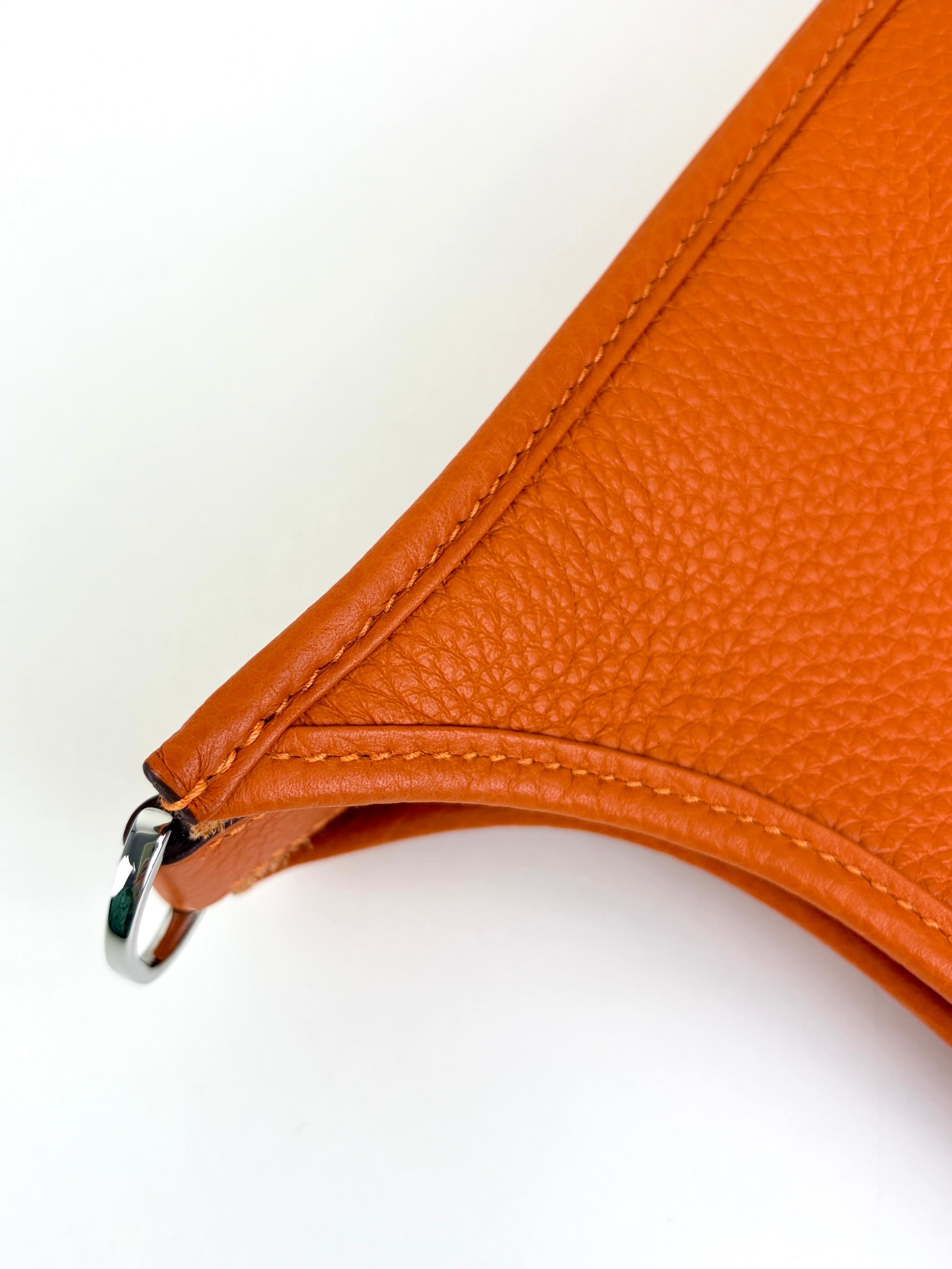 Hermes orange tourbillon Clemence Evelyne 29