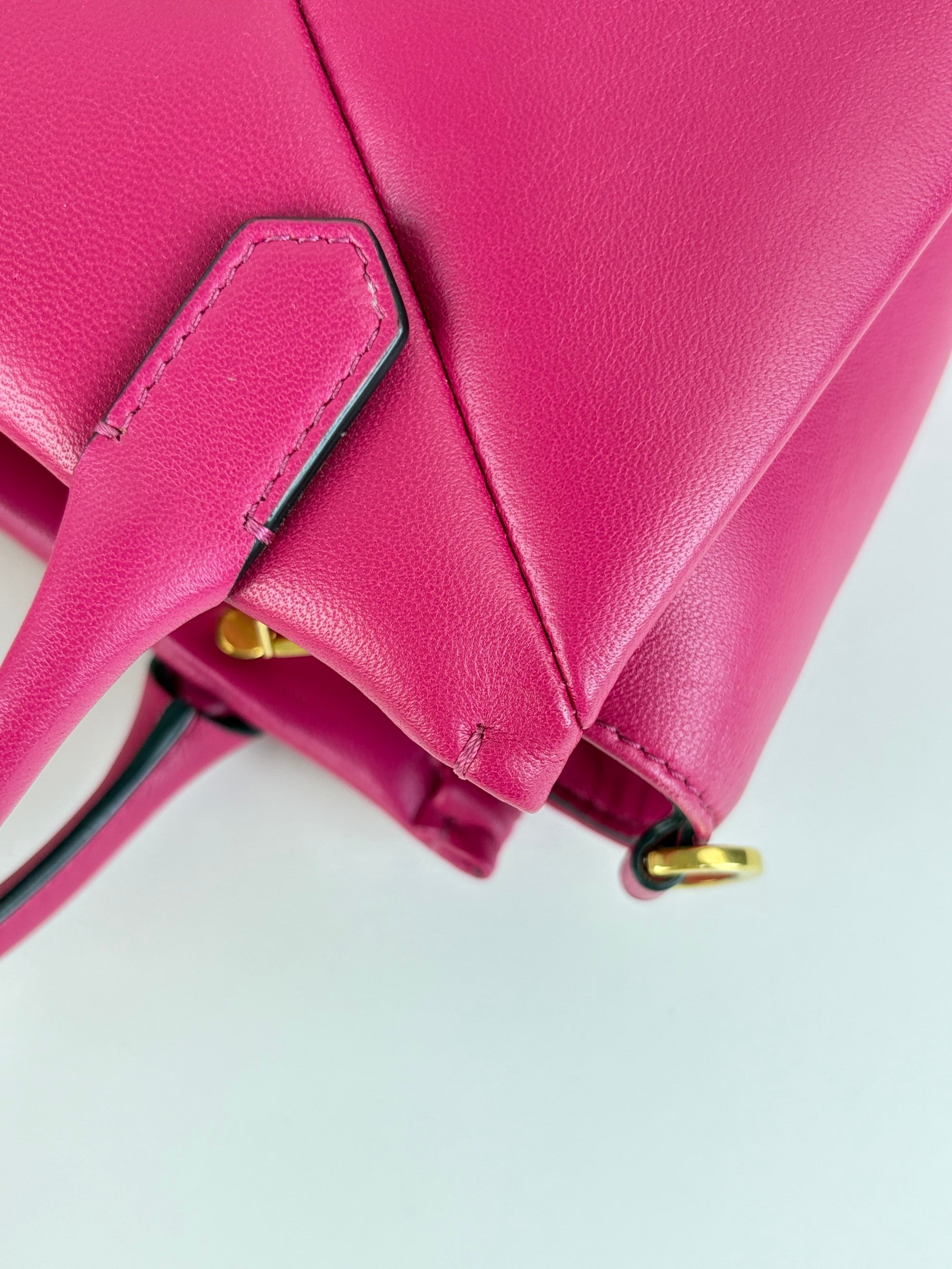 Valentino one stud small top handle hot pink