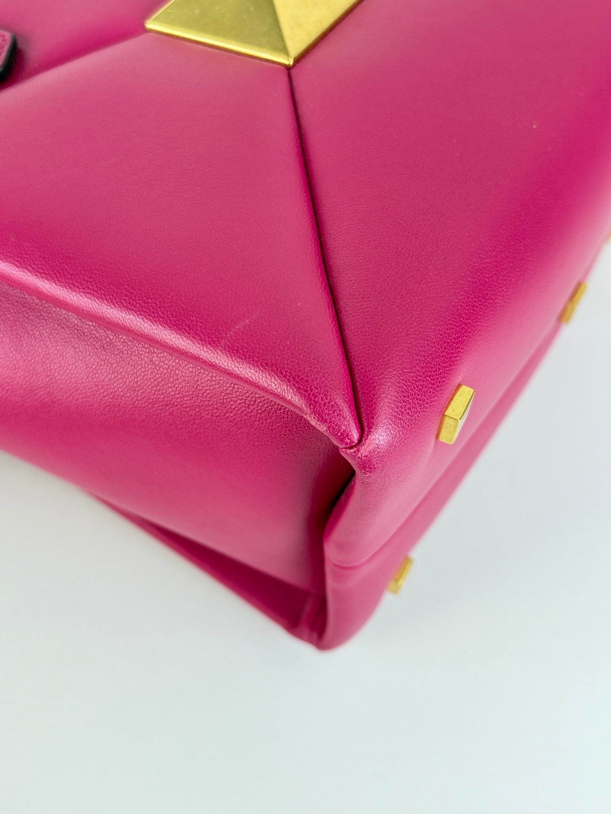 Valentino one stud small top handle hot pink