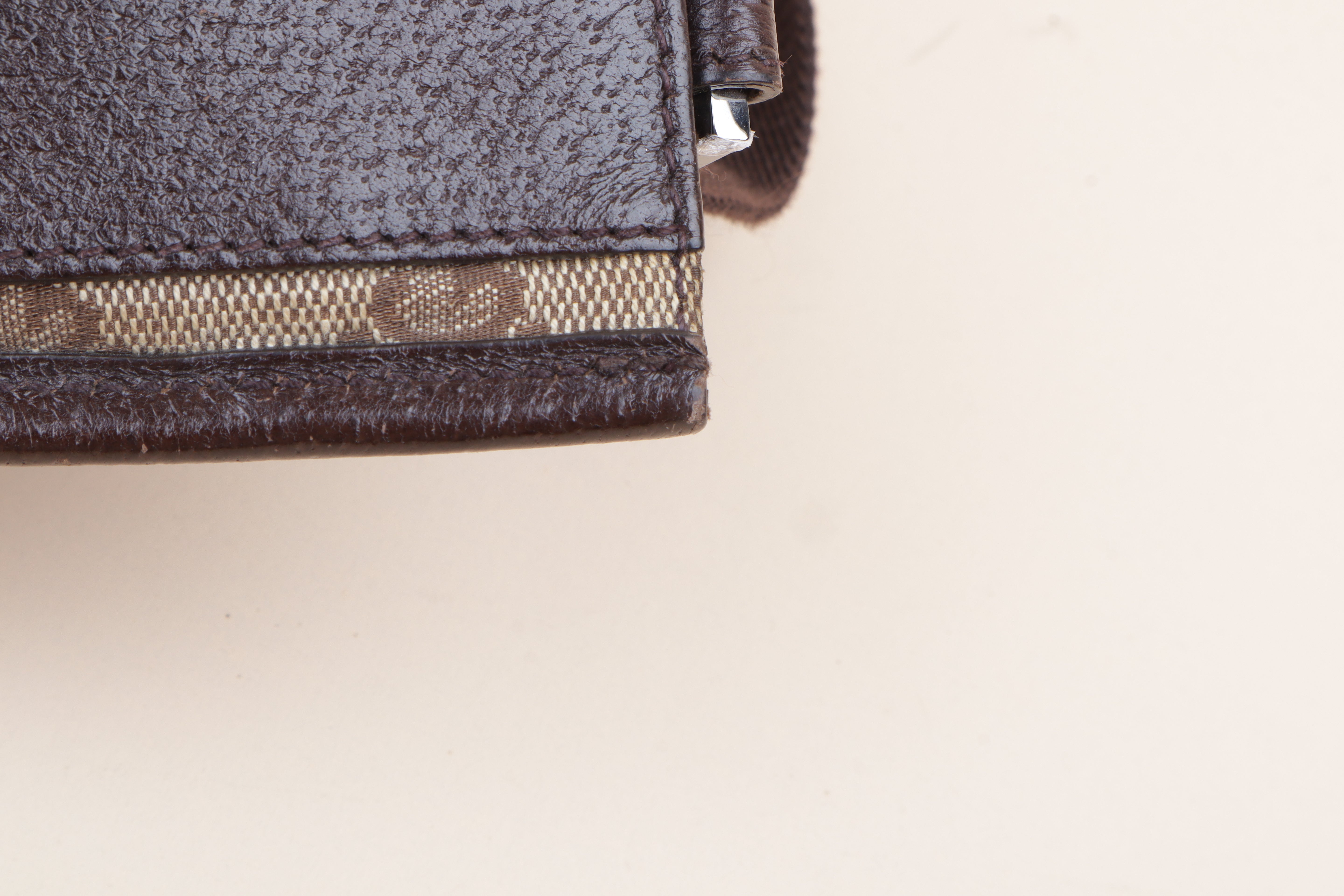 Gucci Bicolor GG Monogram Flat Messenger Crossbody Bag