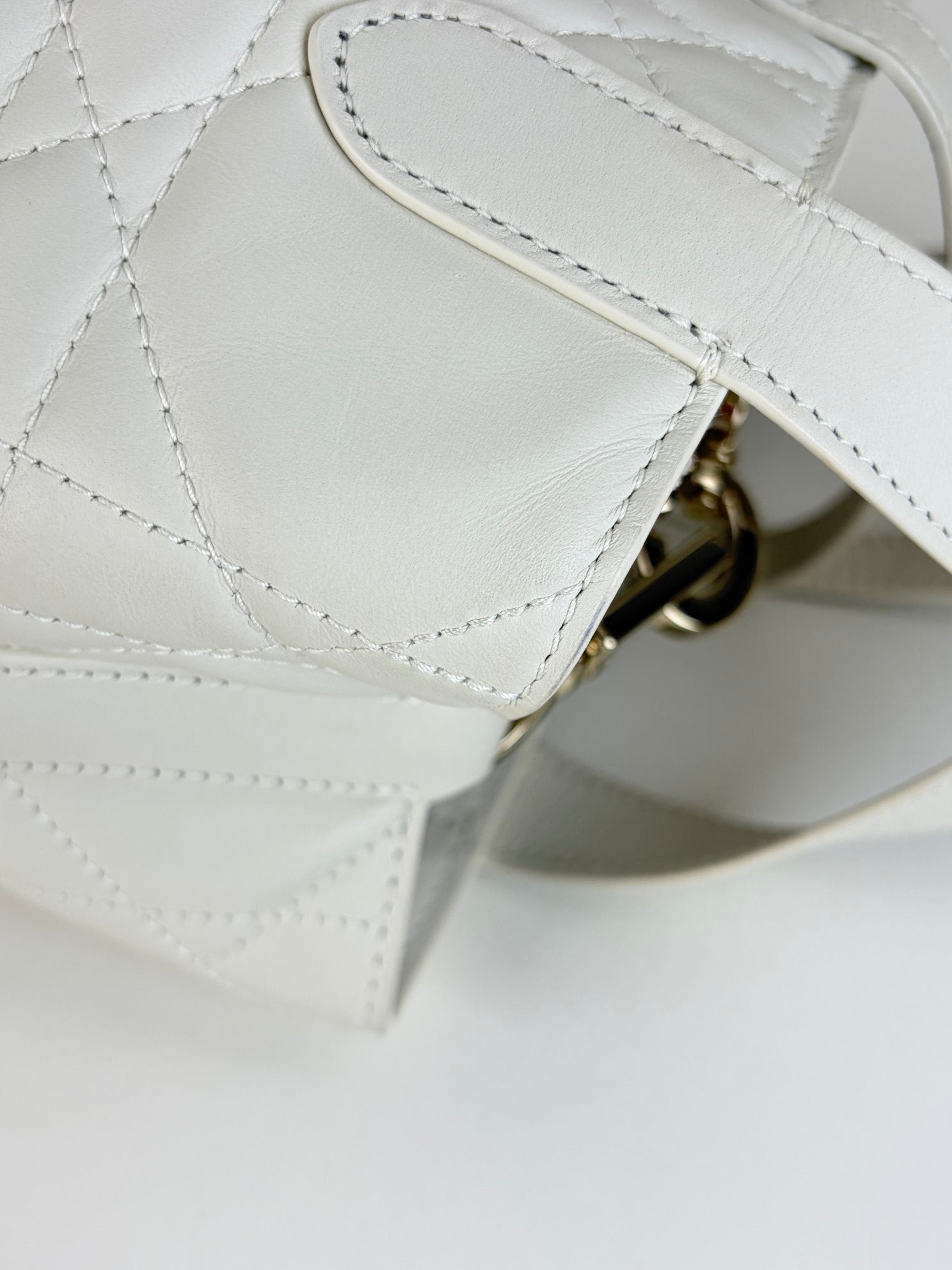 Christian Dior latte macro carnage bonjours vertical bag