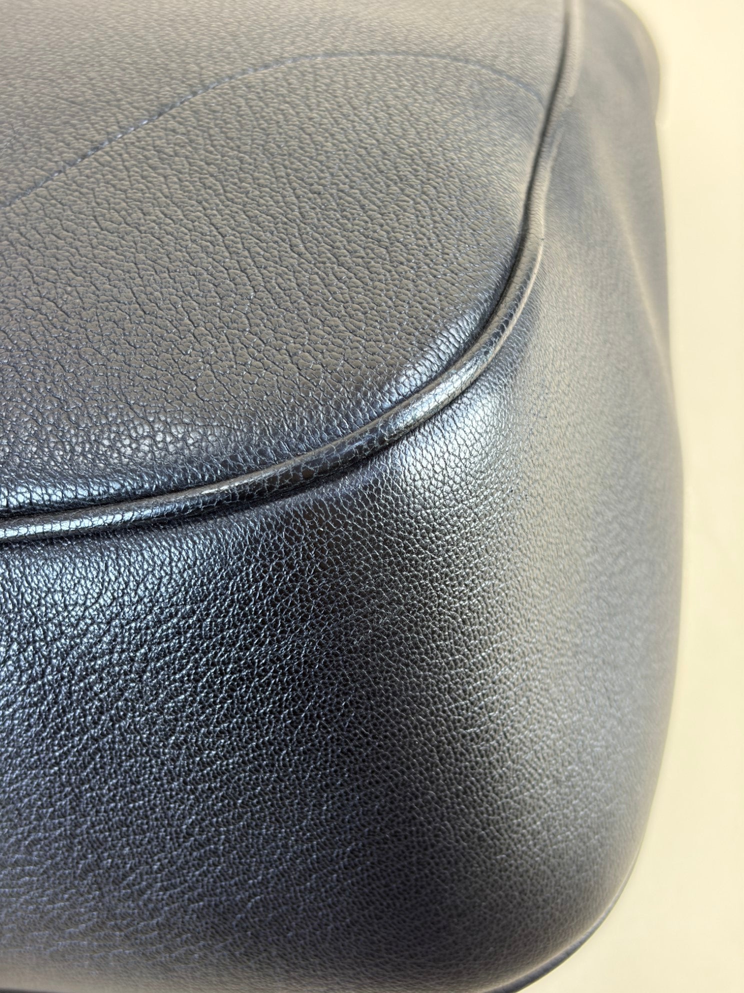 Gucci goat skin black large Aphrodite shoulder bag