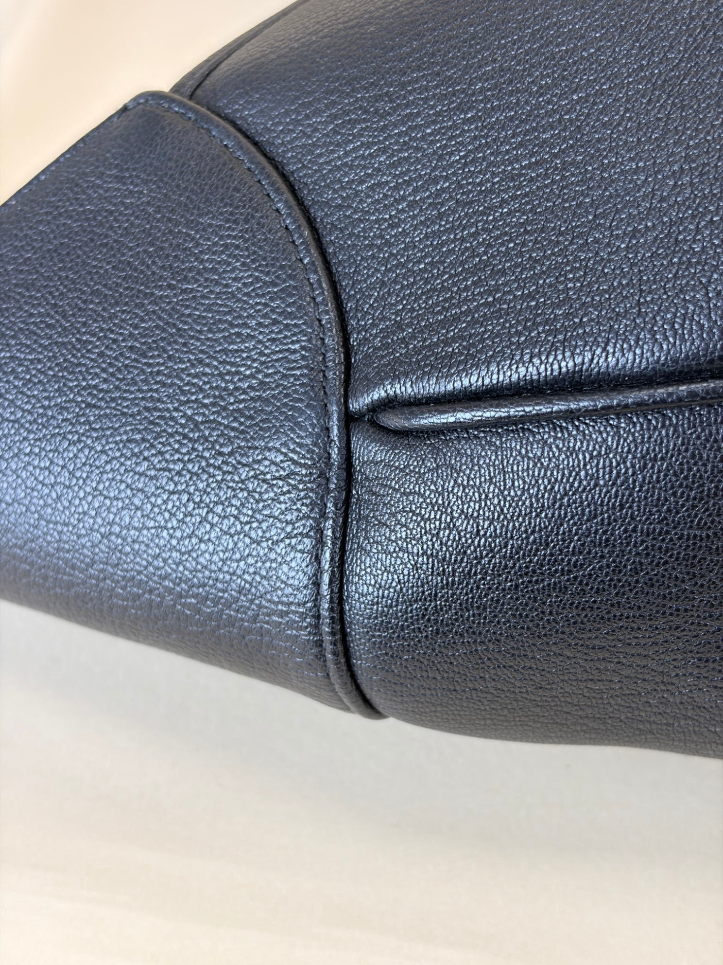 Gucci goat skin black large Aphrodite shoulder bag