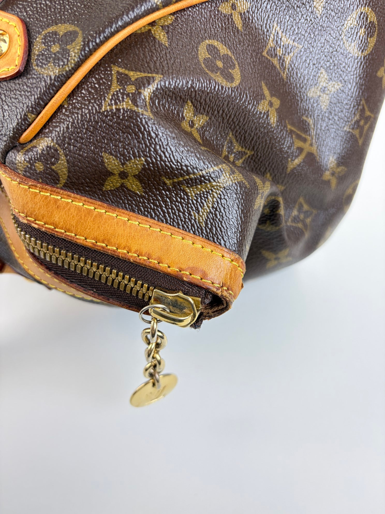 Louis Vuitton Monogram canvas Tivoli gm tote bag