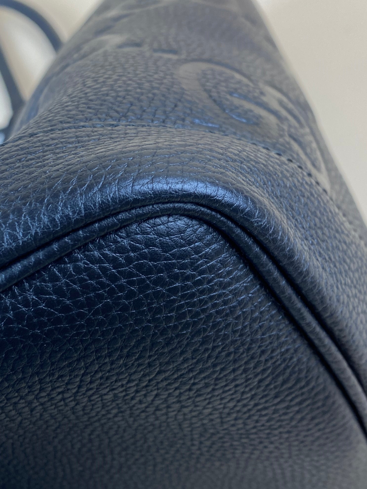 Gucci Black GG Large Jumbo Shopping Tote Bag with Pouch-handbag-Gucci-The Closet Egypt