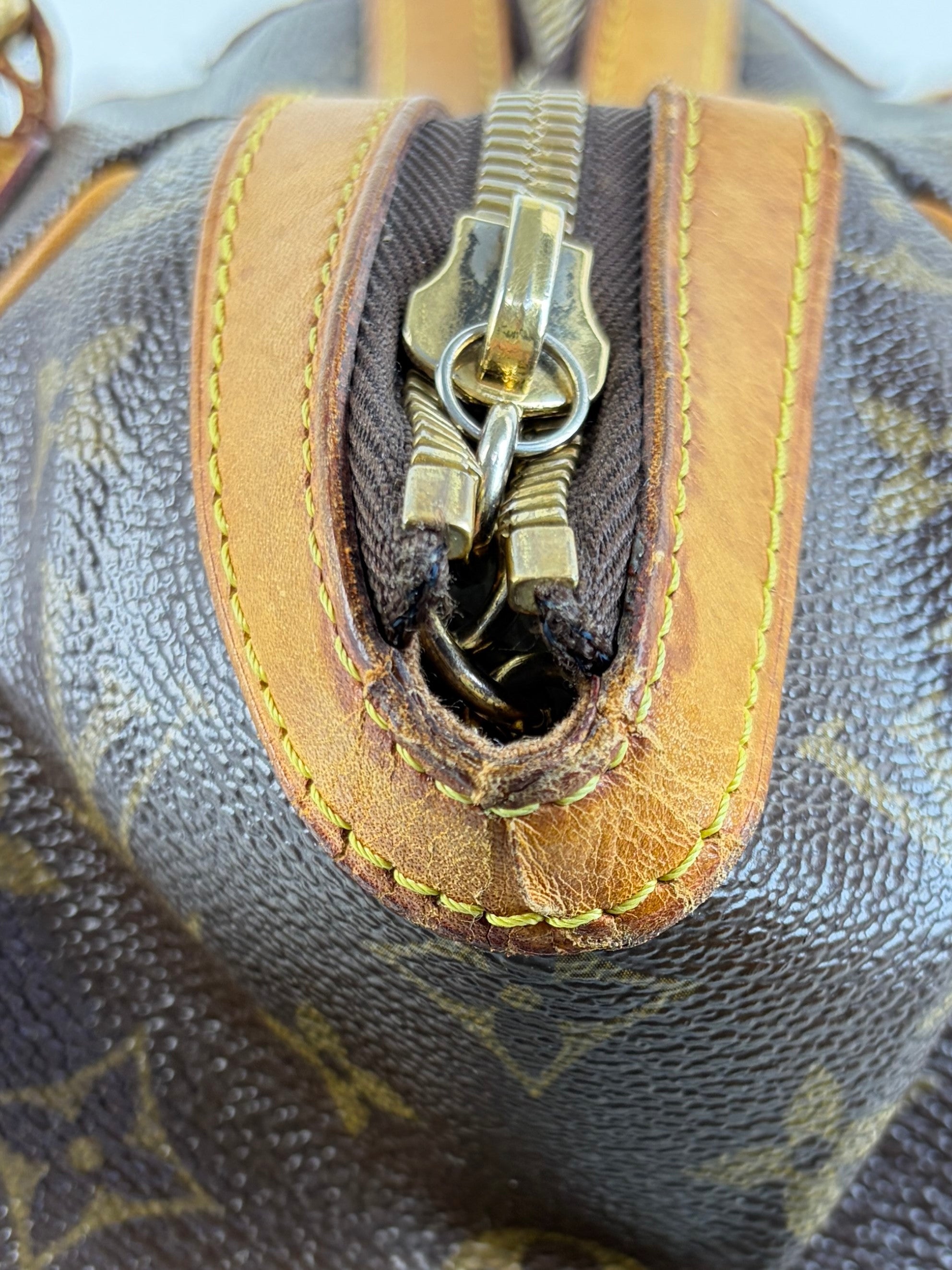 Louis Vuitton Monogram canvas Tivoli gm tote bag