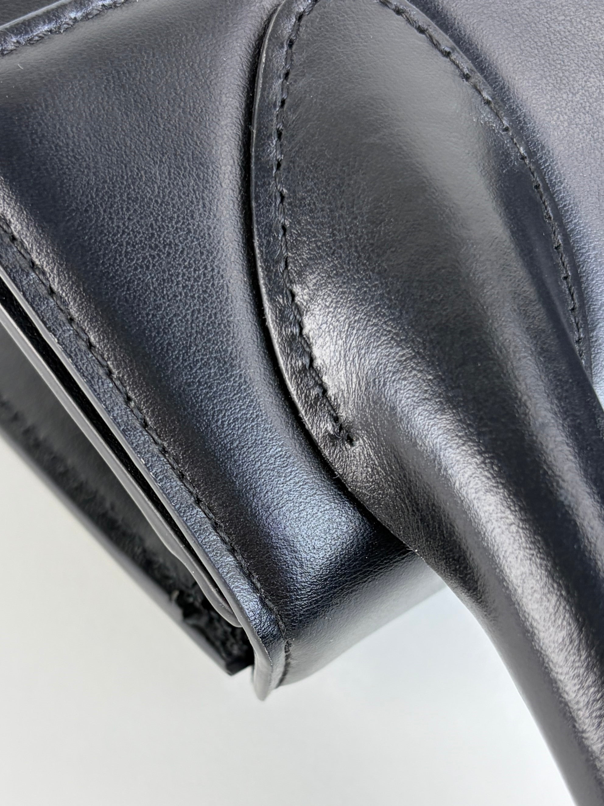Jacques's black leather the medium Chiqui to handbag