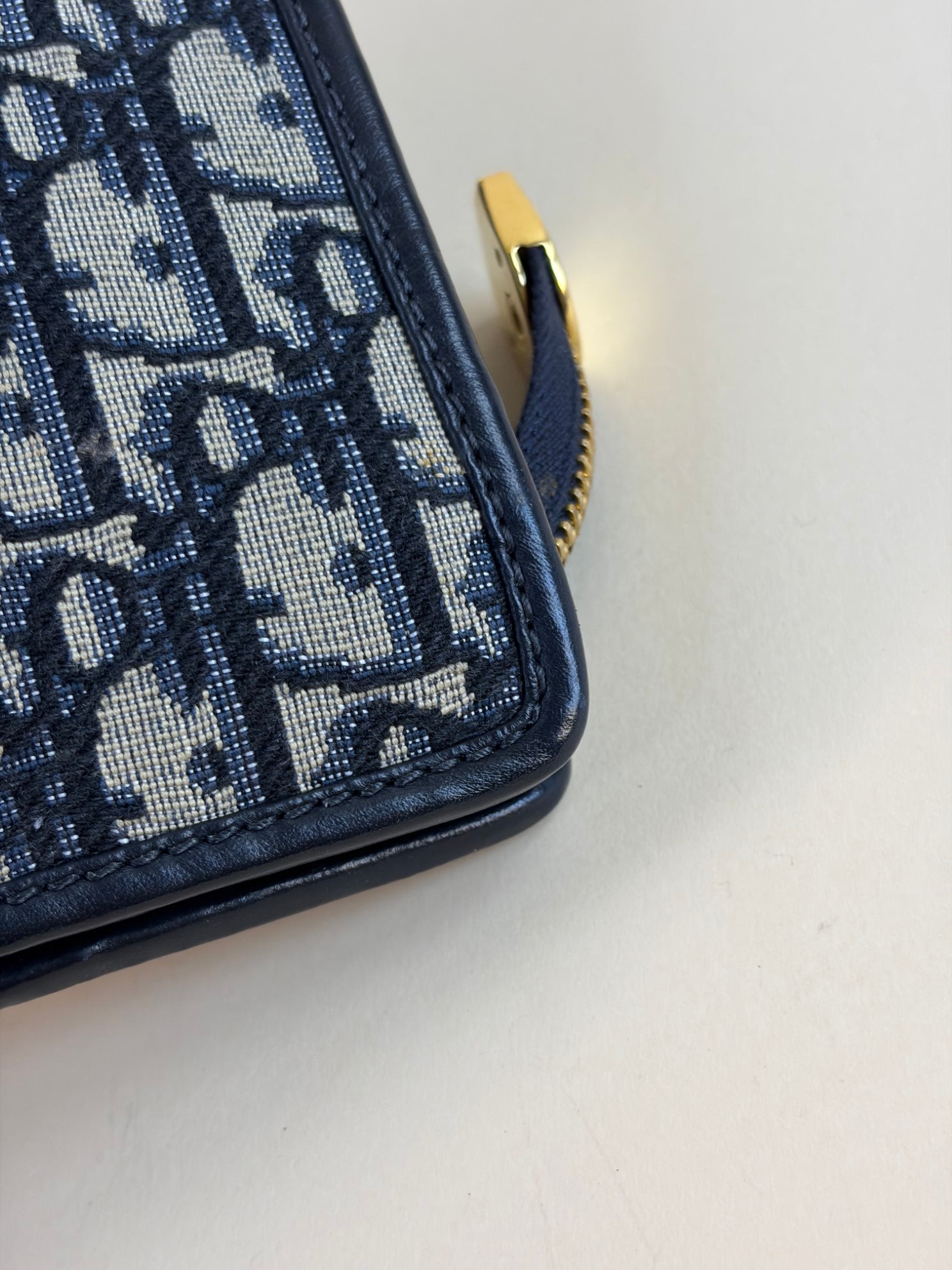 Christian Dior Blue oblique 30 Montaigne dea Pouch