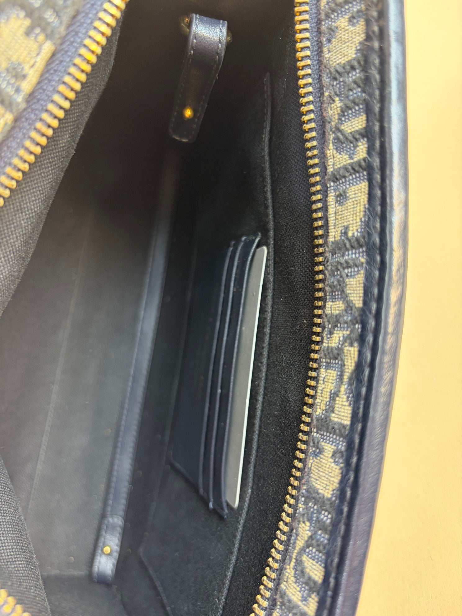 Christian Dior Blue oblique 30 Montaigne dea Pouch