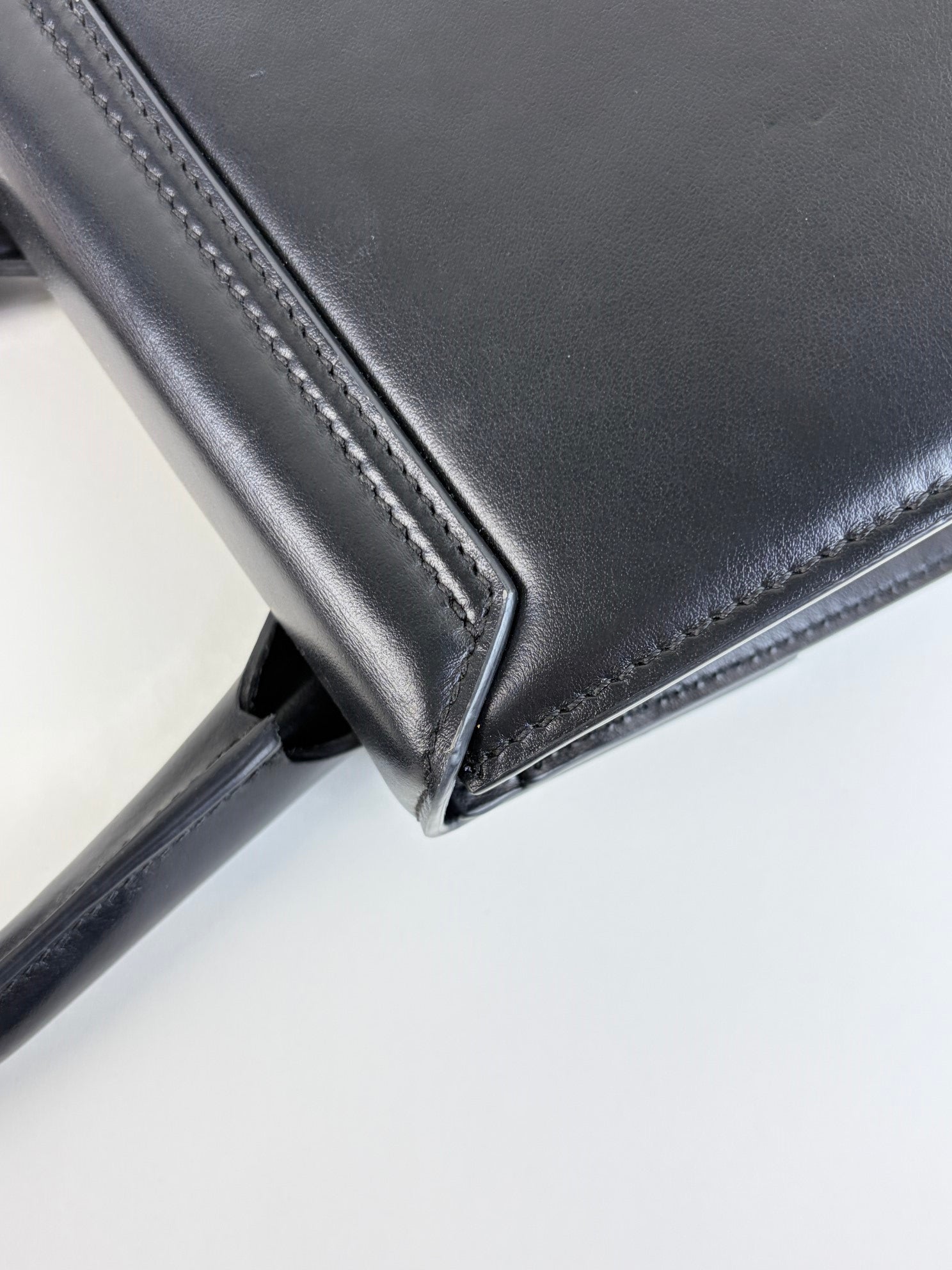 Jacques's black leather the medium Chiqui to handbag